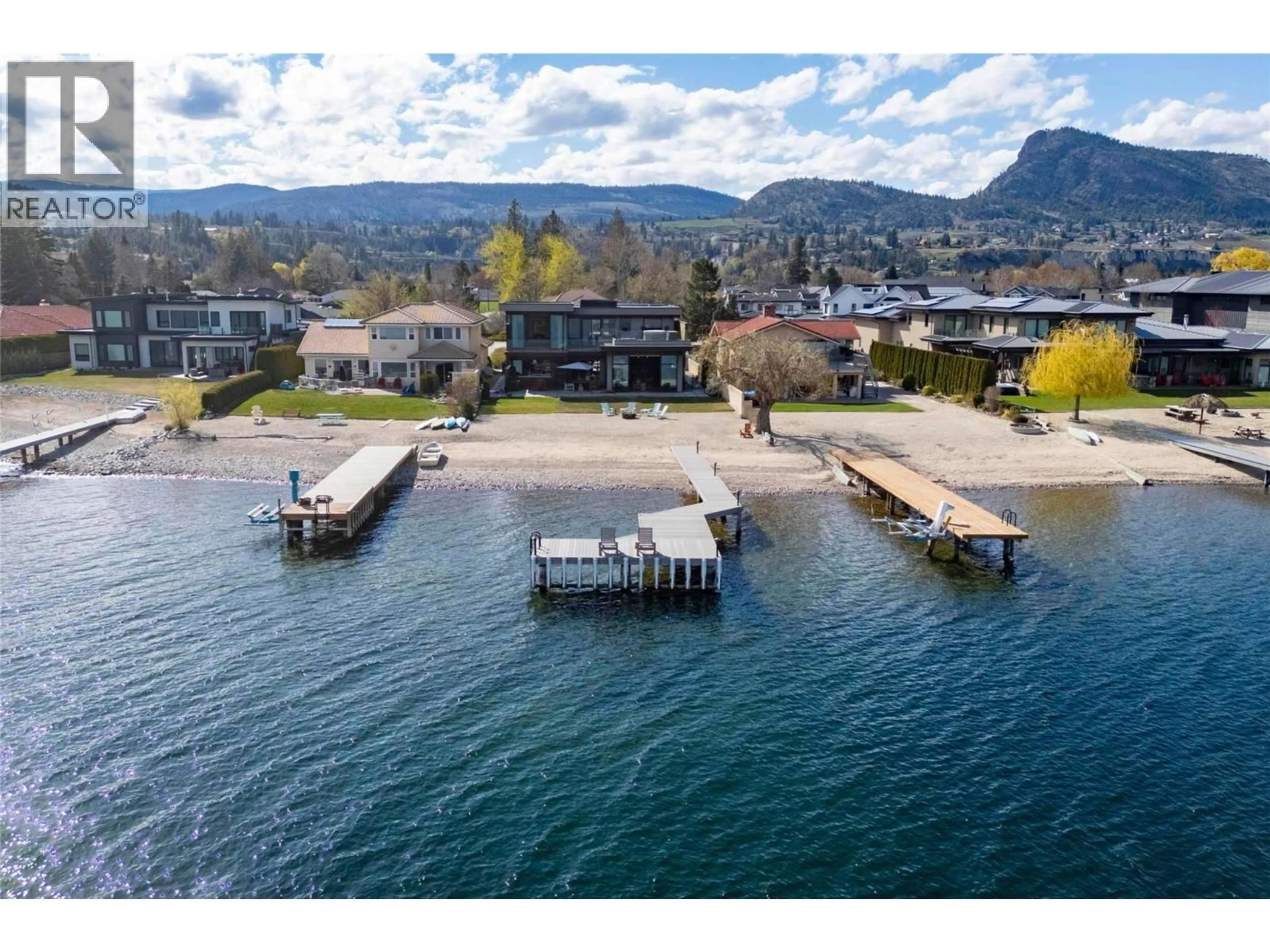 A pic from outside/outdoor area/front of a property/back of a property/a pic from drone, water/lake/river/ocean view for 5818 DALE AVENUE, Summerland British Columbia V0H1Z9