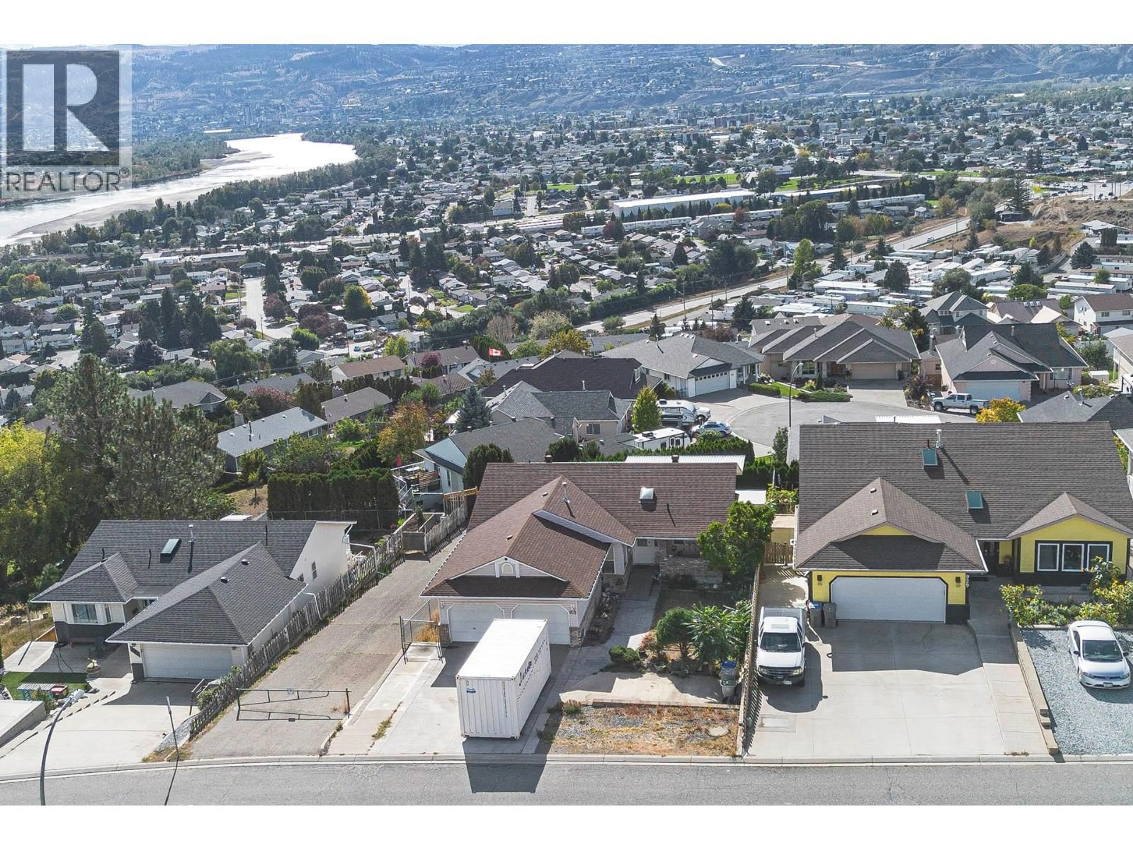 A pic from outside/outdoor area/front of a property/back of a property/a pic from drone, mountain view for 919 NORVIEW ROAD, Kamloops British Columbia V2B8L8