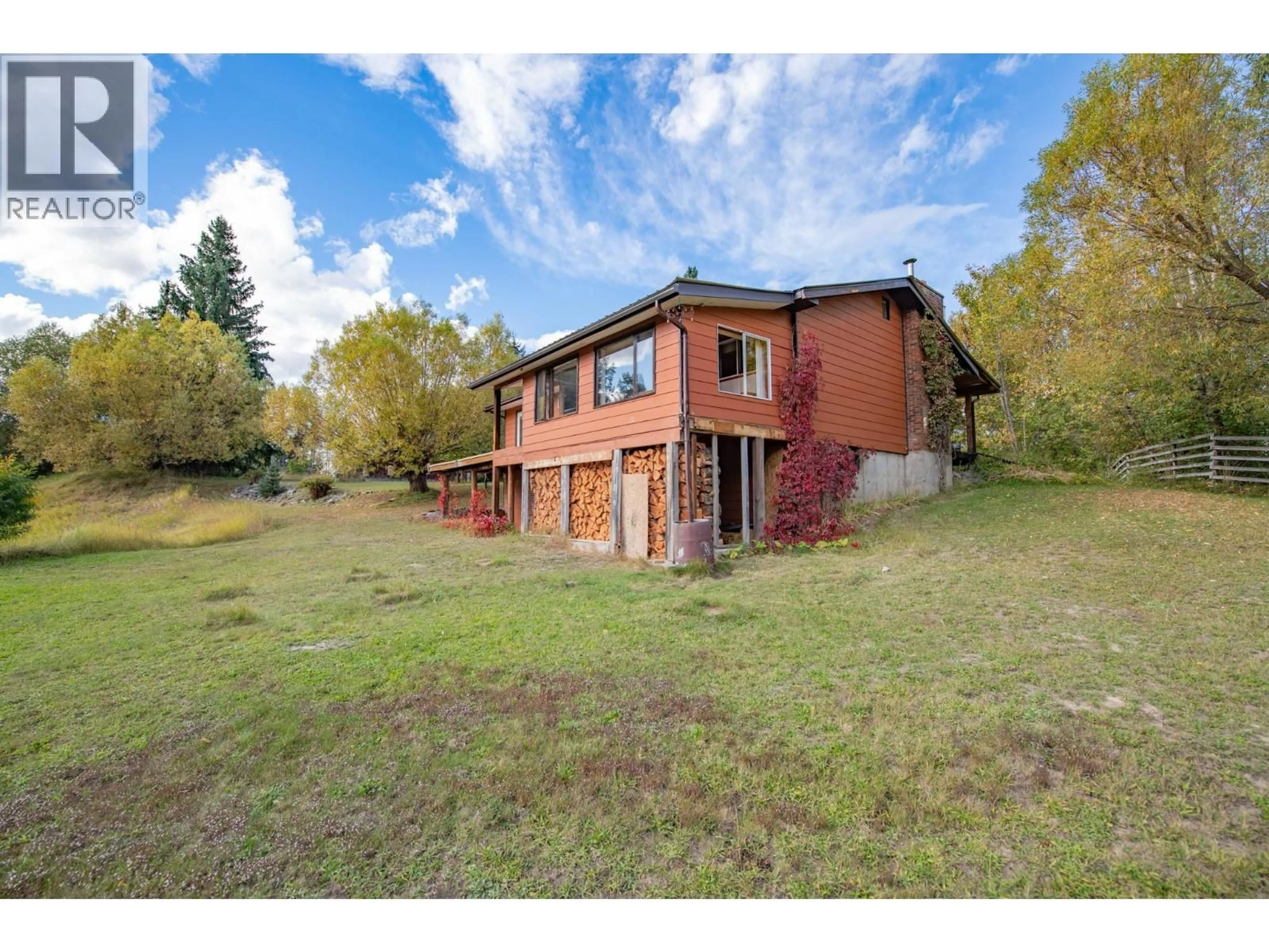 A pic from outside/outdoor area/front of a property/back of a property/a pic from drone, unknown for 3144 CREIGHTON VALLEY ROAD, Cherryville British Columbia V0E2G3