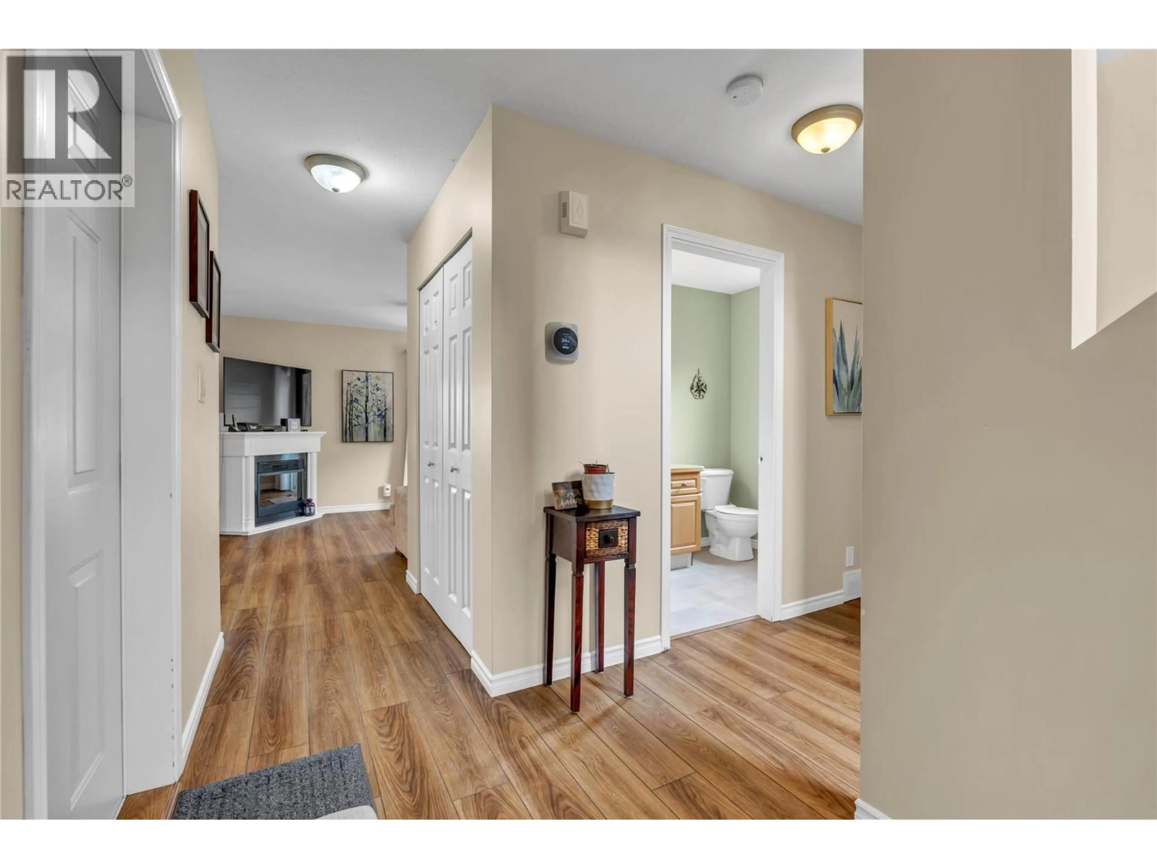 Indoor entryway for 25 - 7915 HESPELER ROAD, Summerland British Columbia V0H1Z4