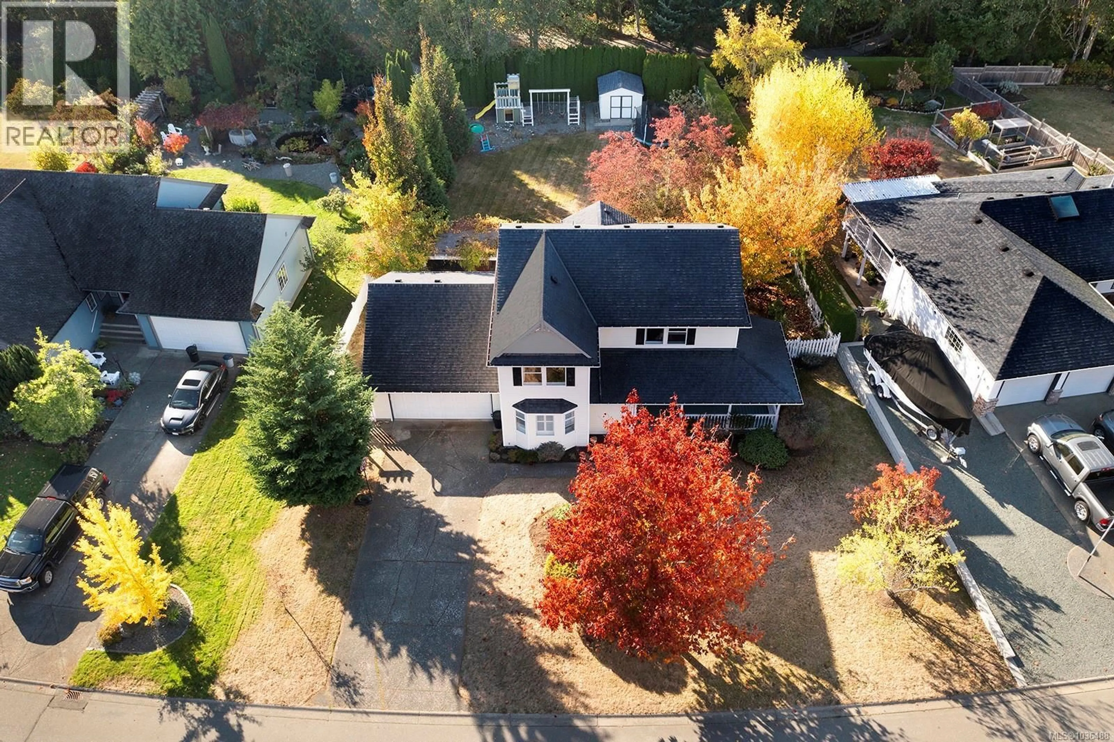 A pic from outside/outdoor area/front of a property/back of a property/a pic from drone, unknown for 1485 MALLARD DRIVE, Courtenay British Columbia V9N8J8