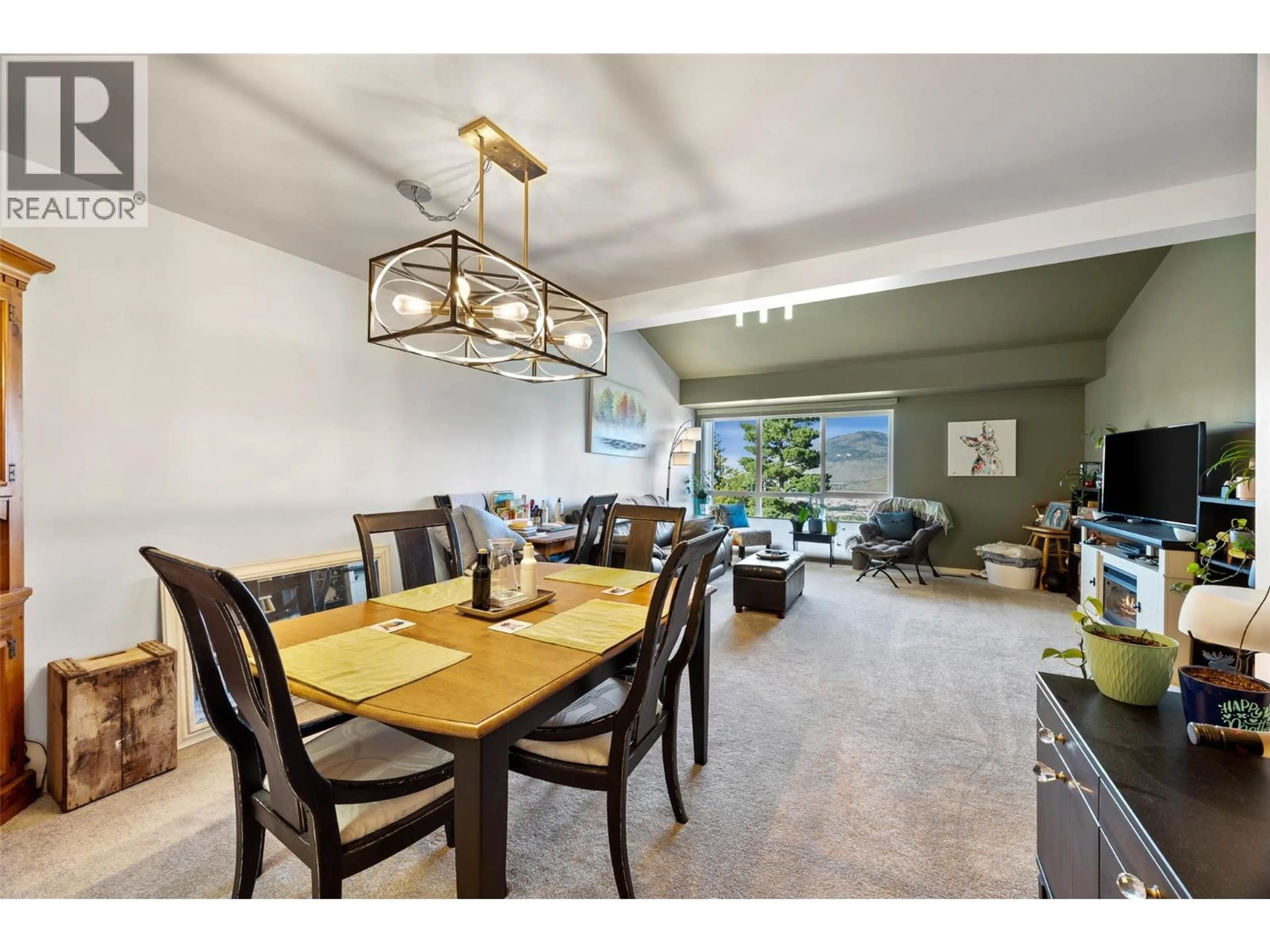 Dining room, unknown for 17 - 137 MCGILL ROAD, Kamloops British Columbia V1L2B3