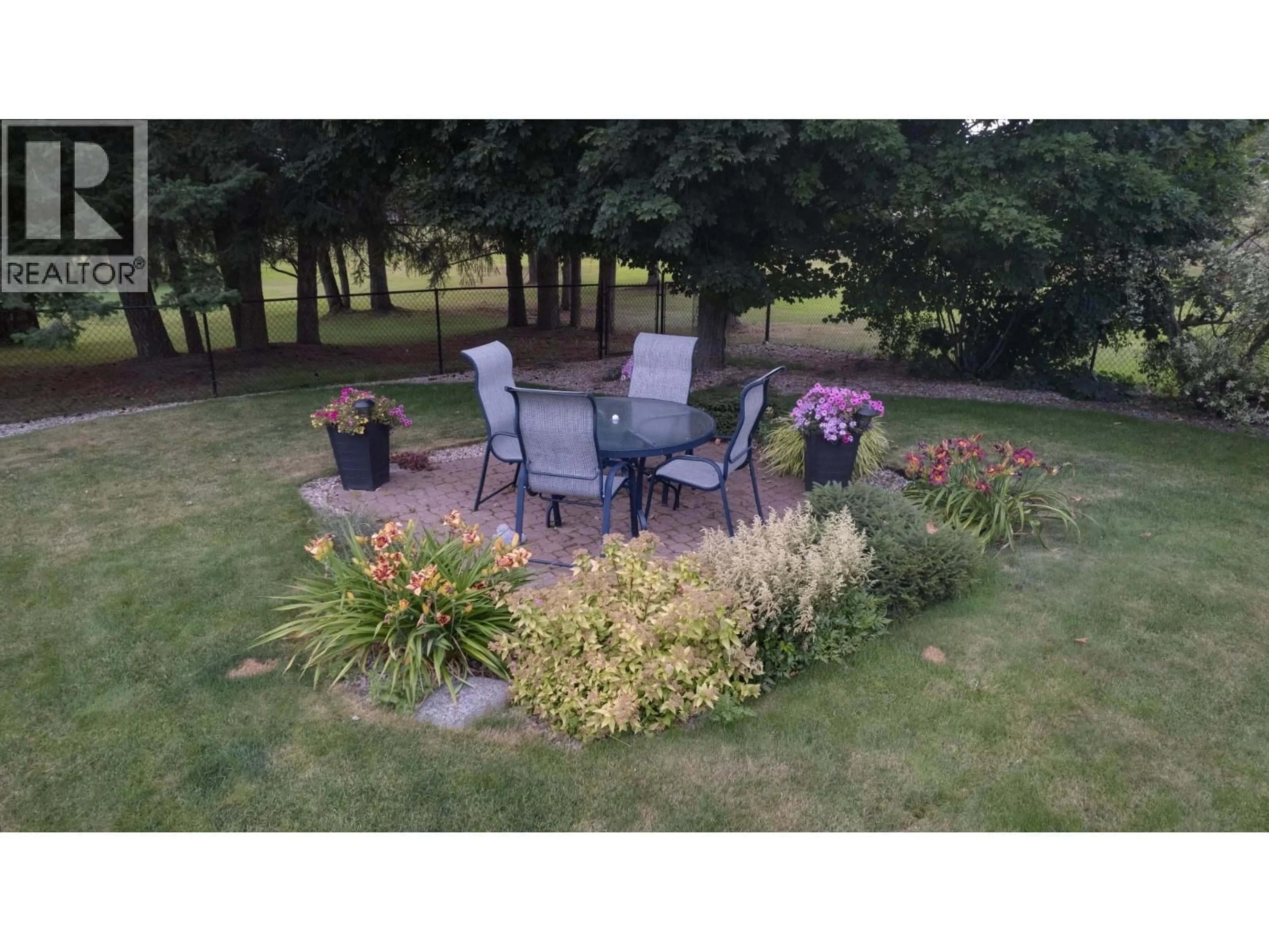 Patio, water/lake/river/ocean view for 2642 GOLF VIEW PLACE, Blind Bay British Columbia V0E1H2