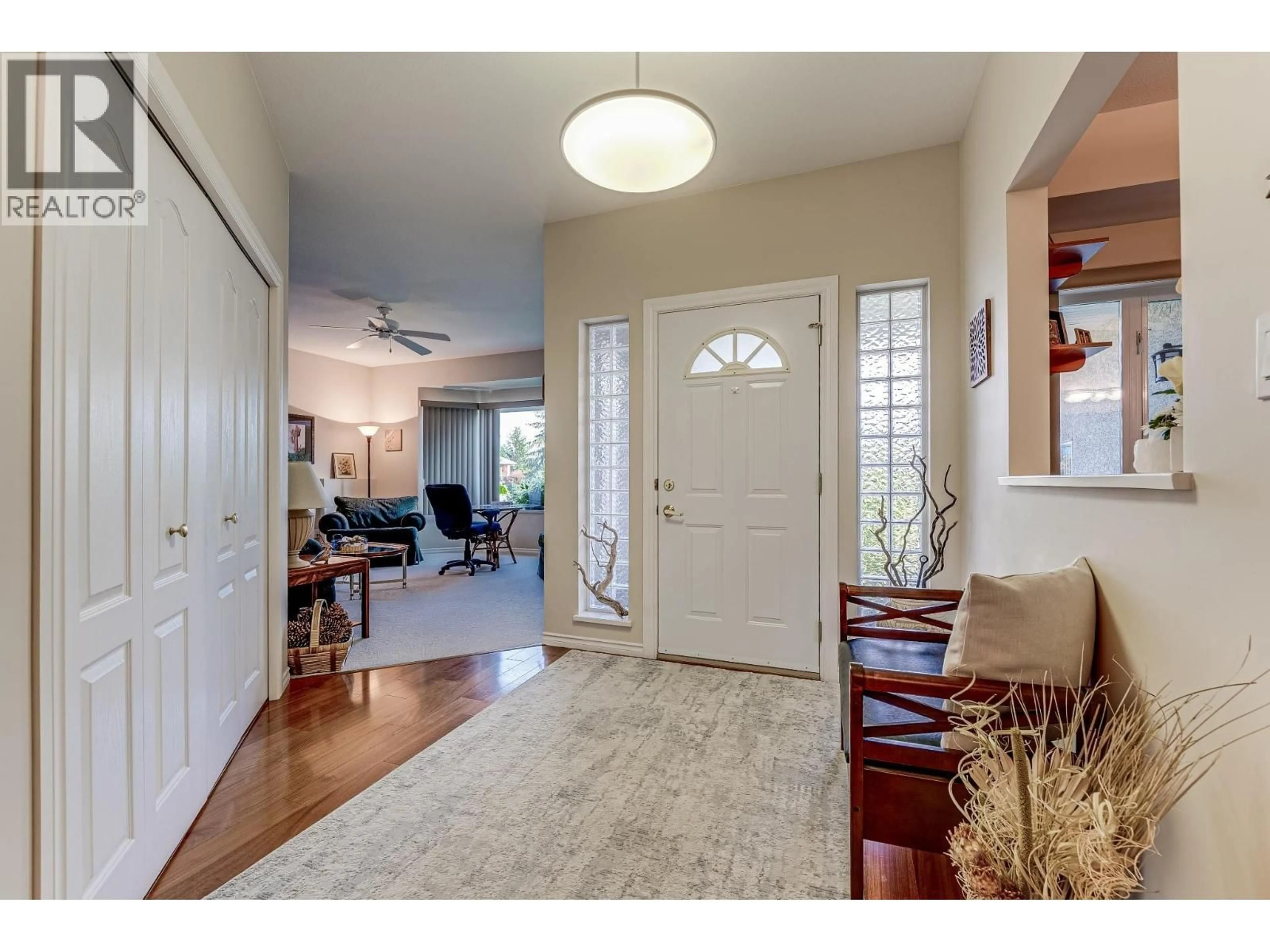 Indoor entryway for 2642 GOLF VIEW PLACE, Blind Bay British Columbia V0E1H2