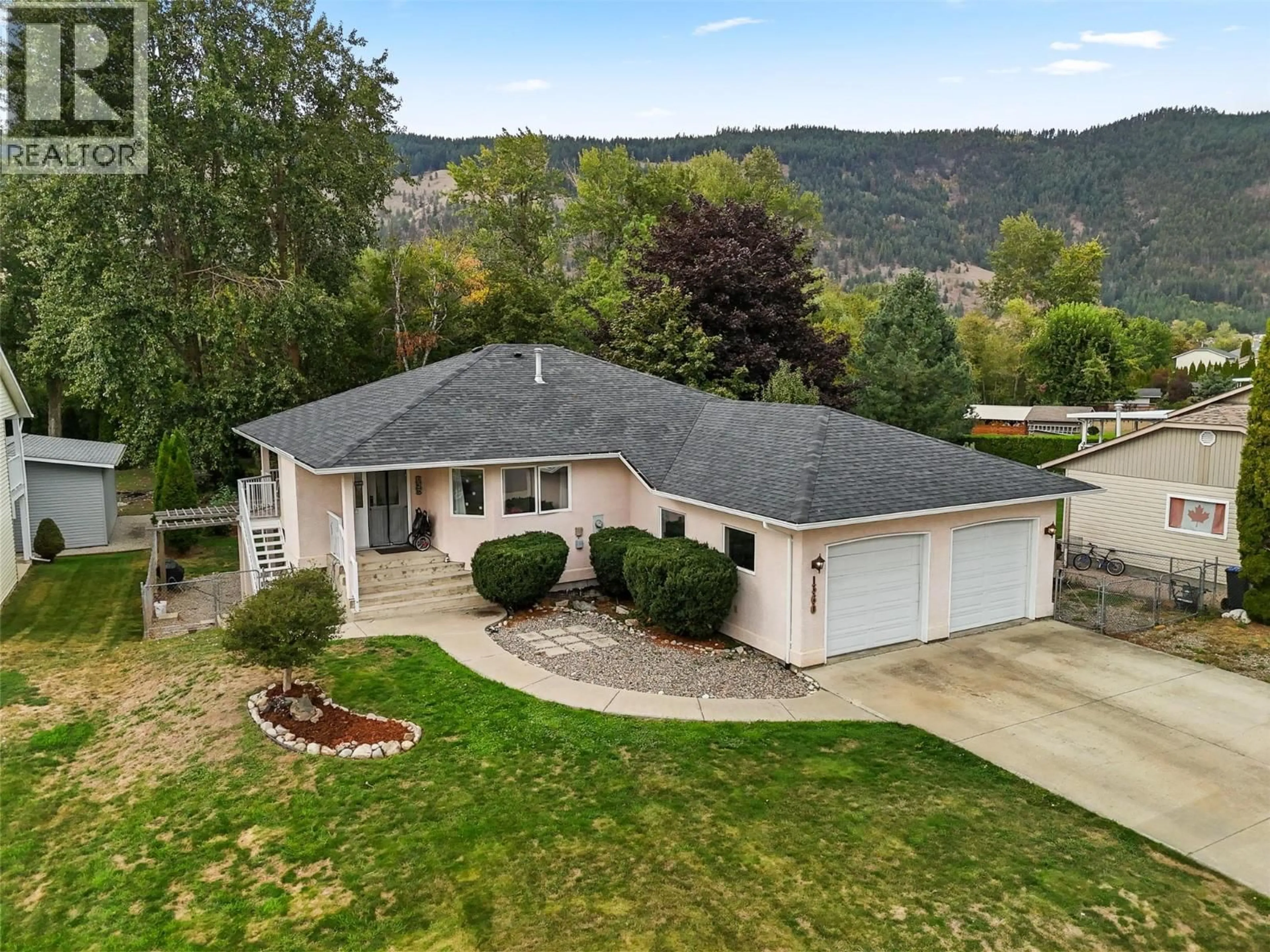 A pic from outside/outdoor area/front of a property/back of a property/a pic from drone, mountain view for 360 JUNIPER STREET, Chase British Columbia V0E1M0