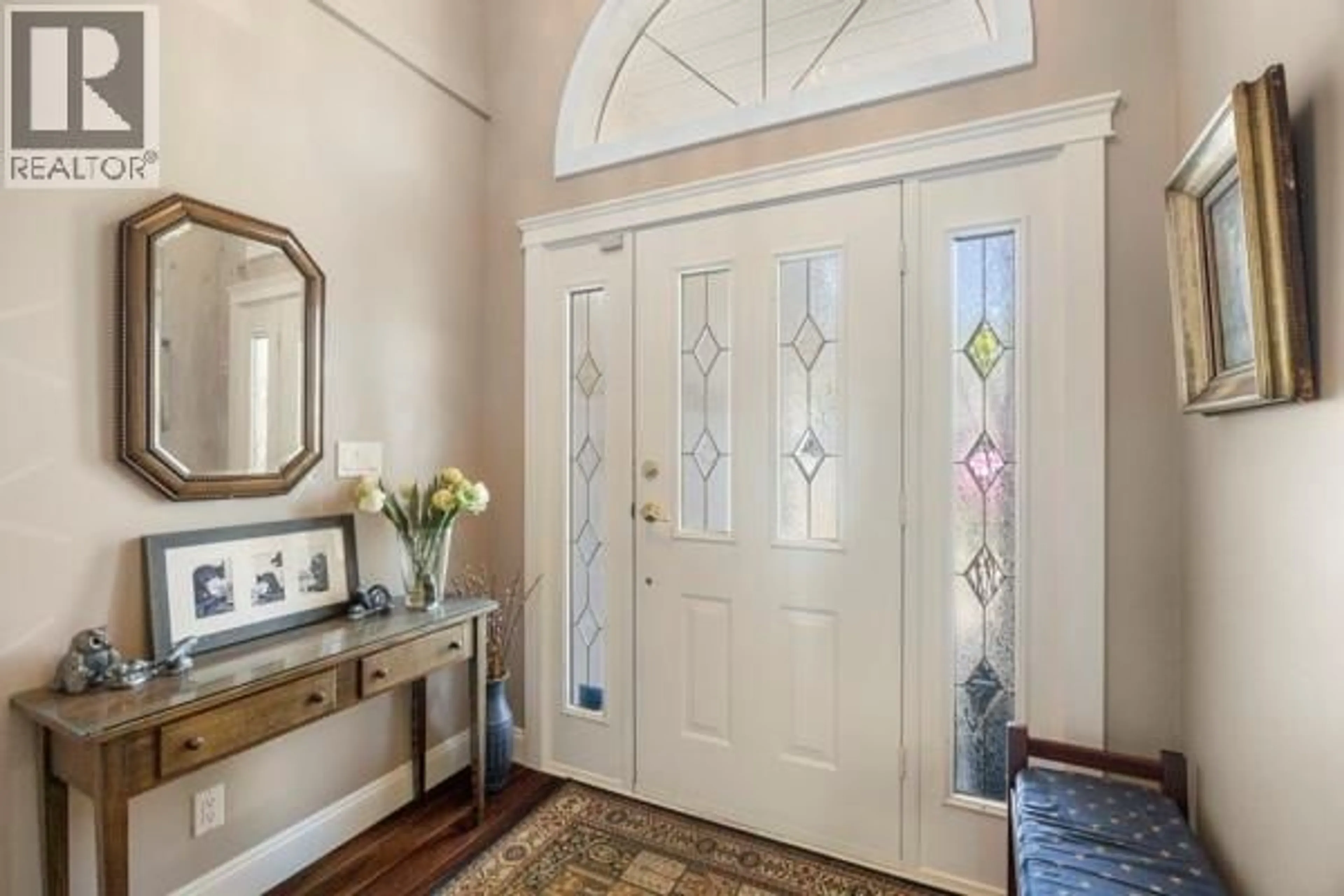 Indoor entryway for 865 NORVIEW ROAD, Kamloops British Columbia V2B7X3