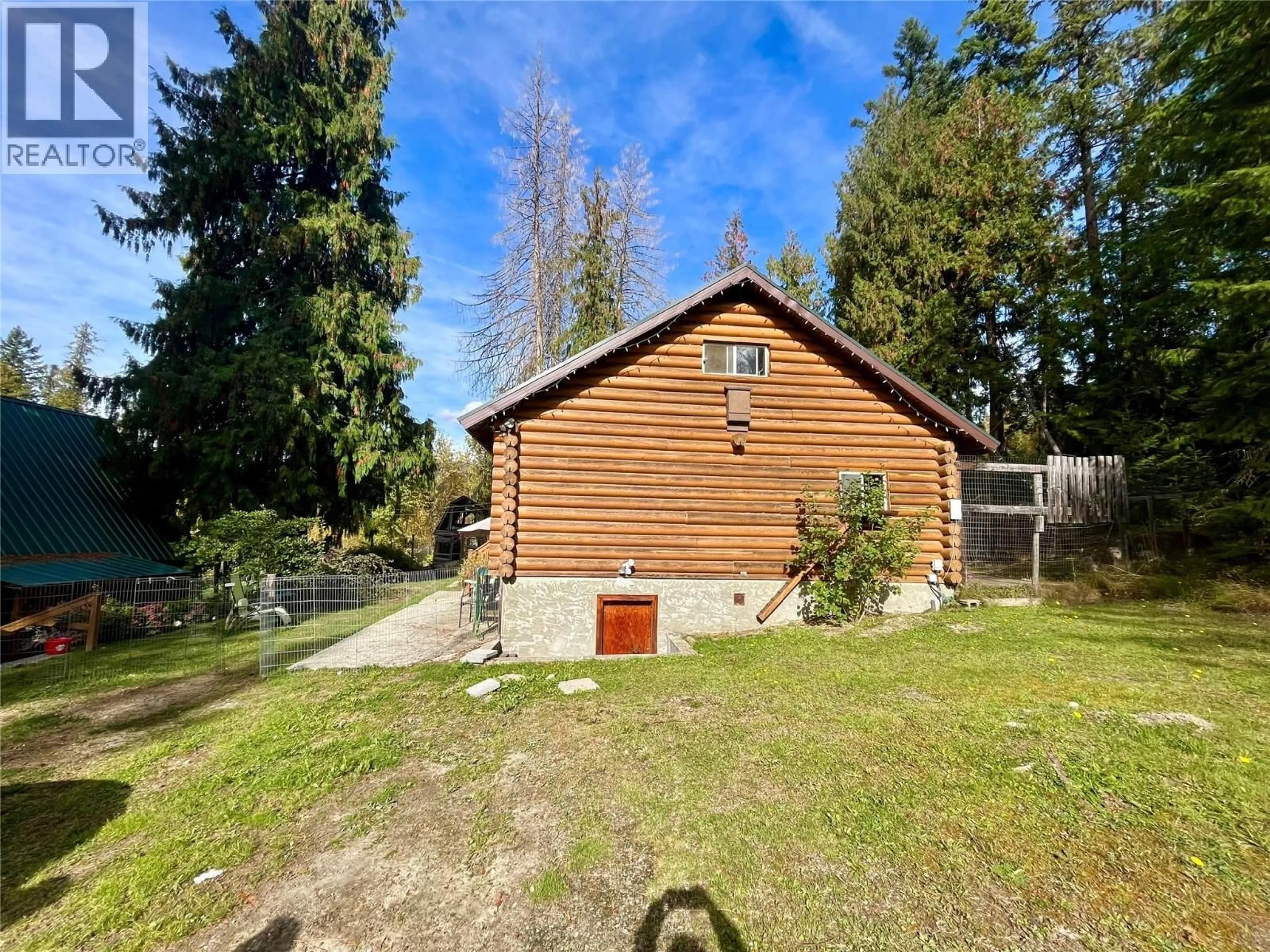 Shed for 620 BILLINGS ROAD, Nakusp British Columbia V0G1R1