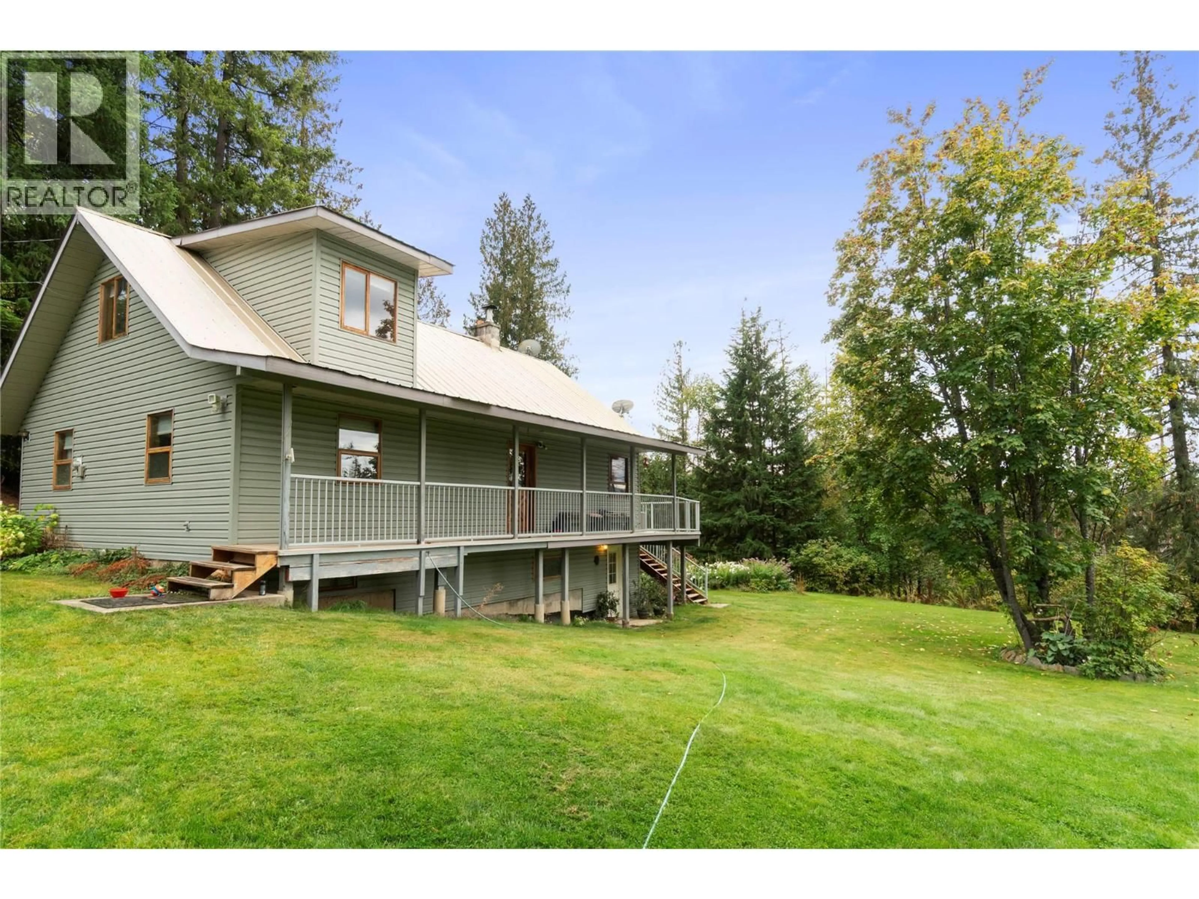 A pic from outside/outdoor area/front of a property/back of a property/a pic from drone, unknown for 2849 GARLAND ROAD, Celista British Columbia V0E1M6