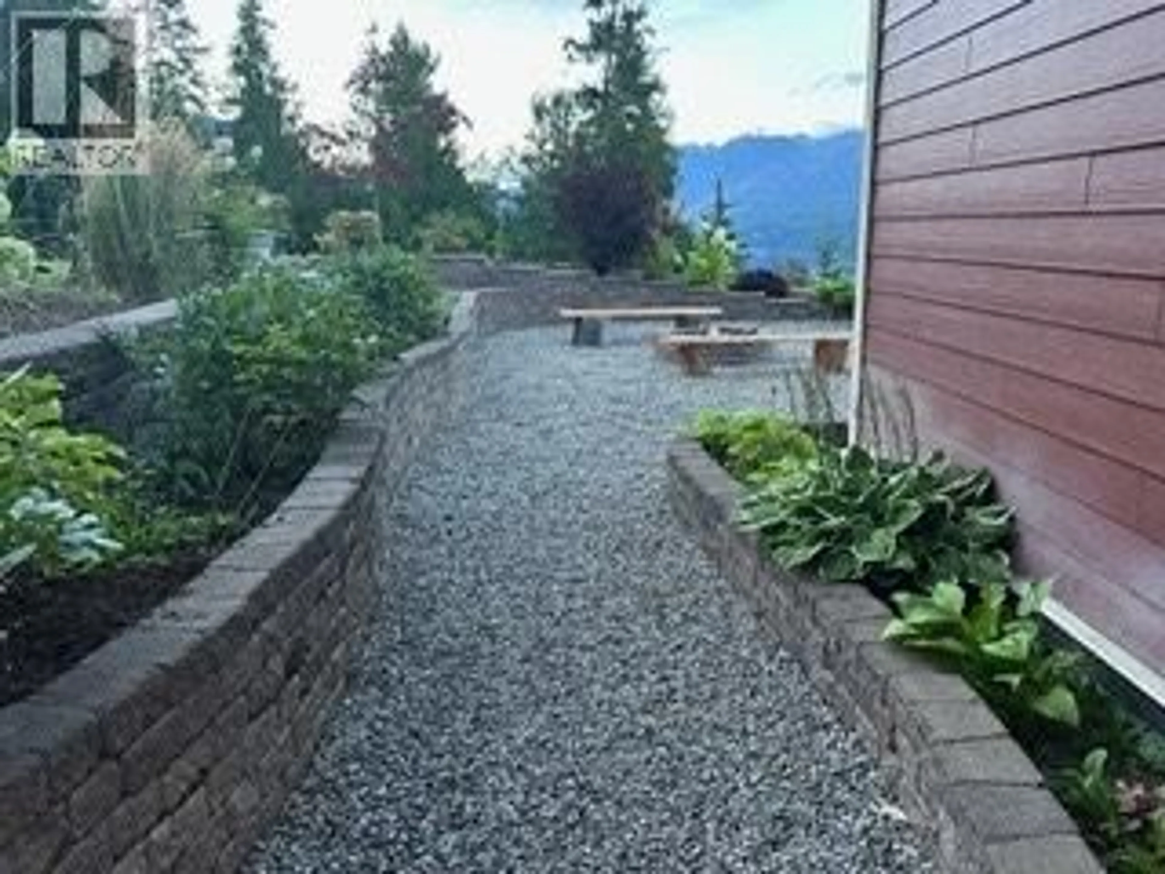 Patio, mountain view for 8840 OLSON ROAD, Kaslo British Columbia V0G1M0