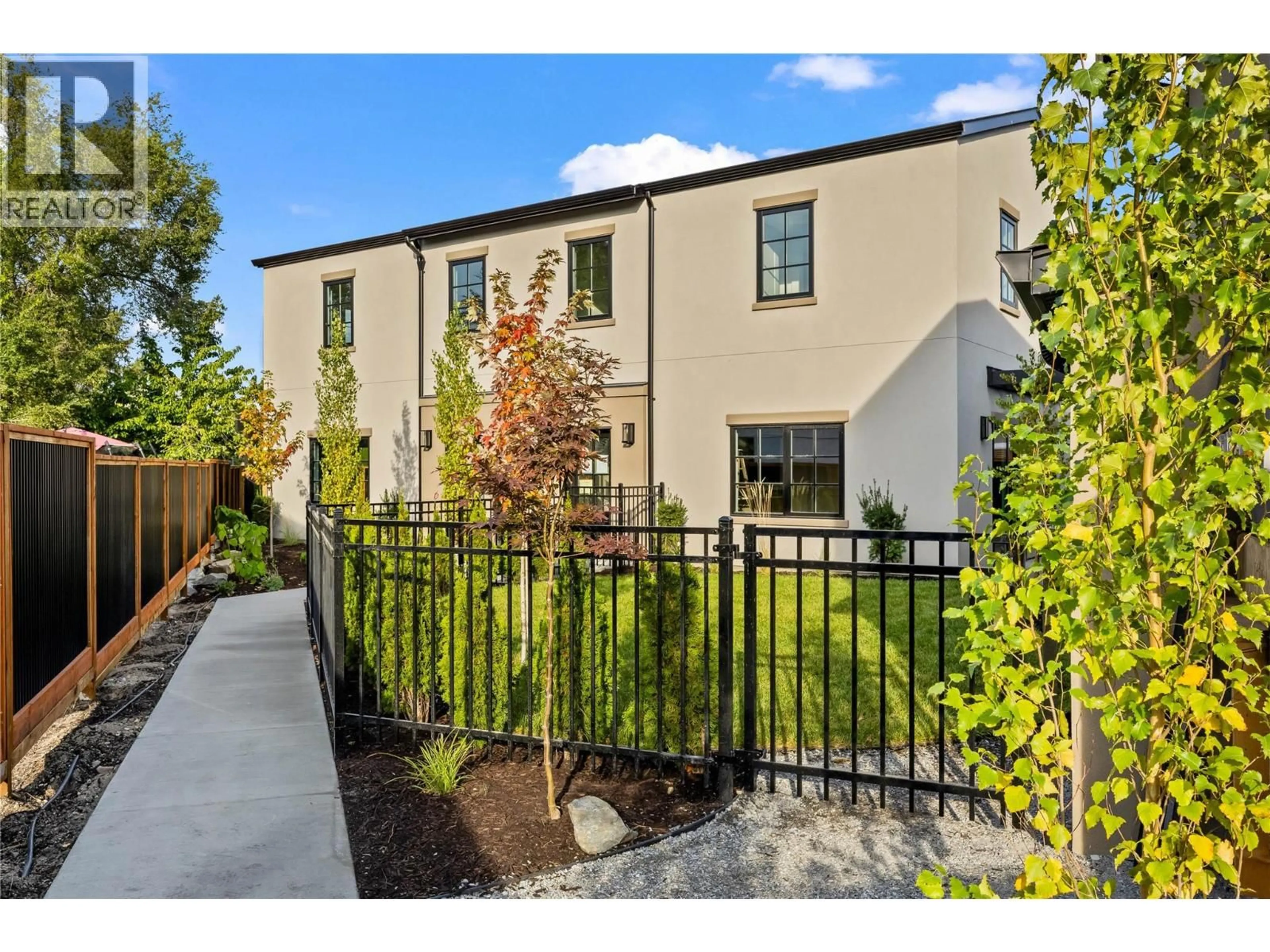 Unknown for 1 - 2957 CONLIN COURT, Kelowna British Columbia V1Y7S7