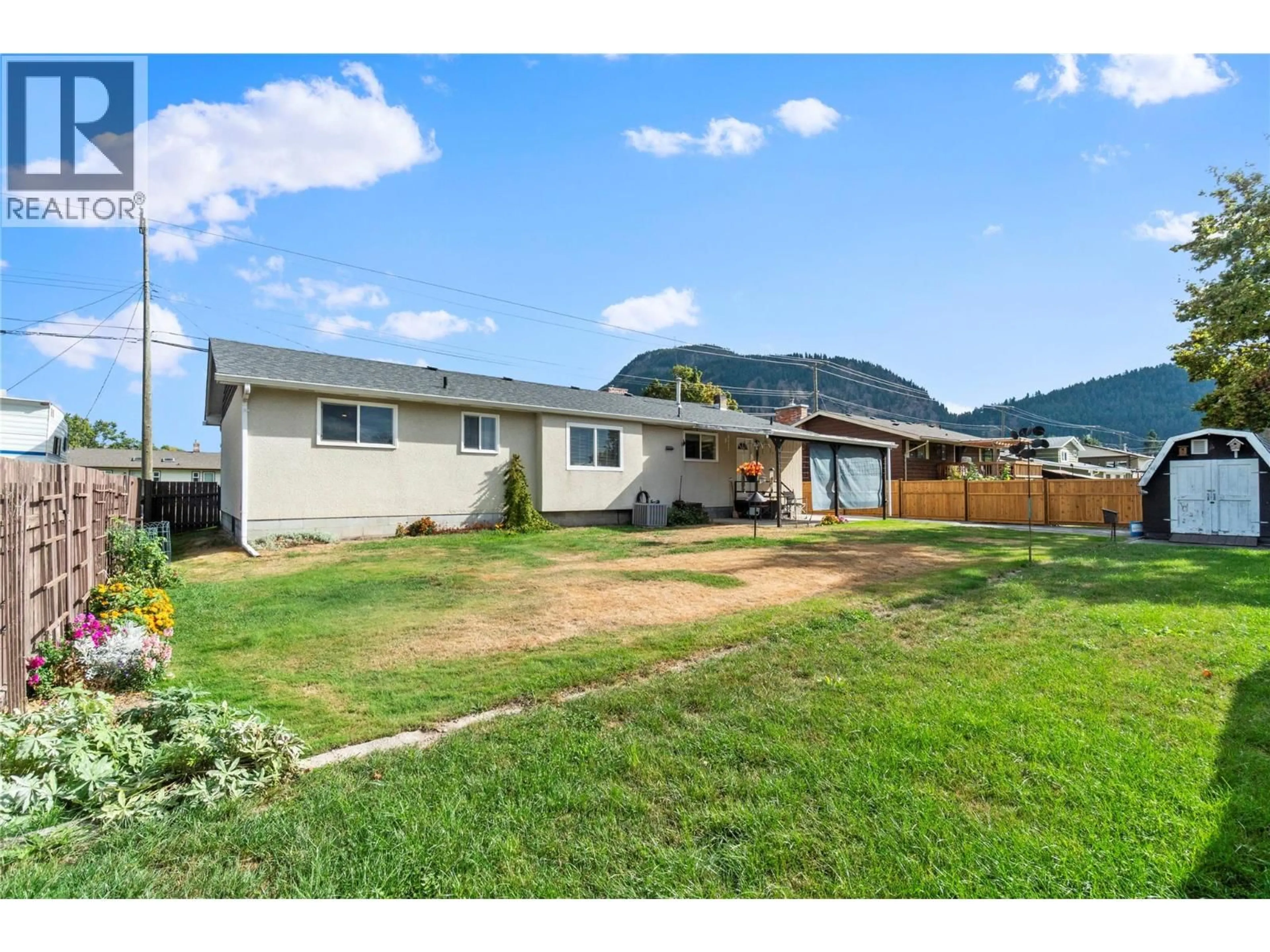 A pic from outside/outdoor area/front of a property/back of a property/a pic from drone, mountain view for 414 PINE STREET, Chase British Columbia V0E1M0