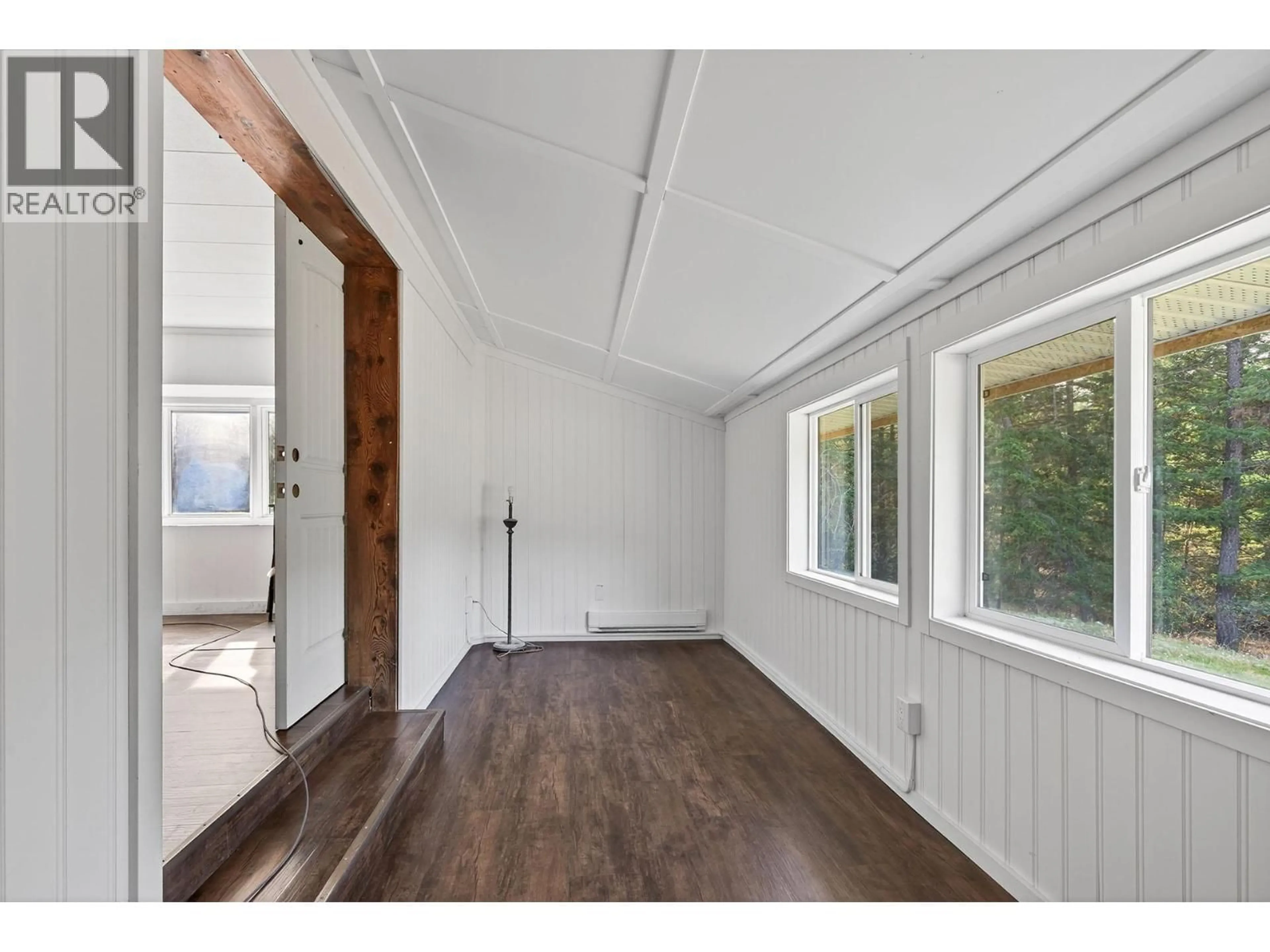 Unknown for 888 BARRIERE LAKES ROAD, Barriere British Columbia V0E1E1