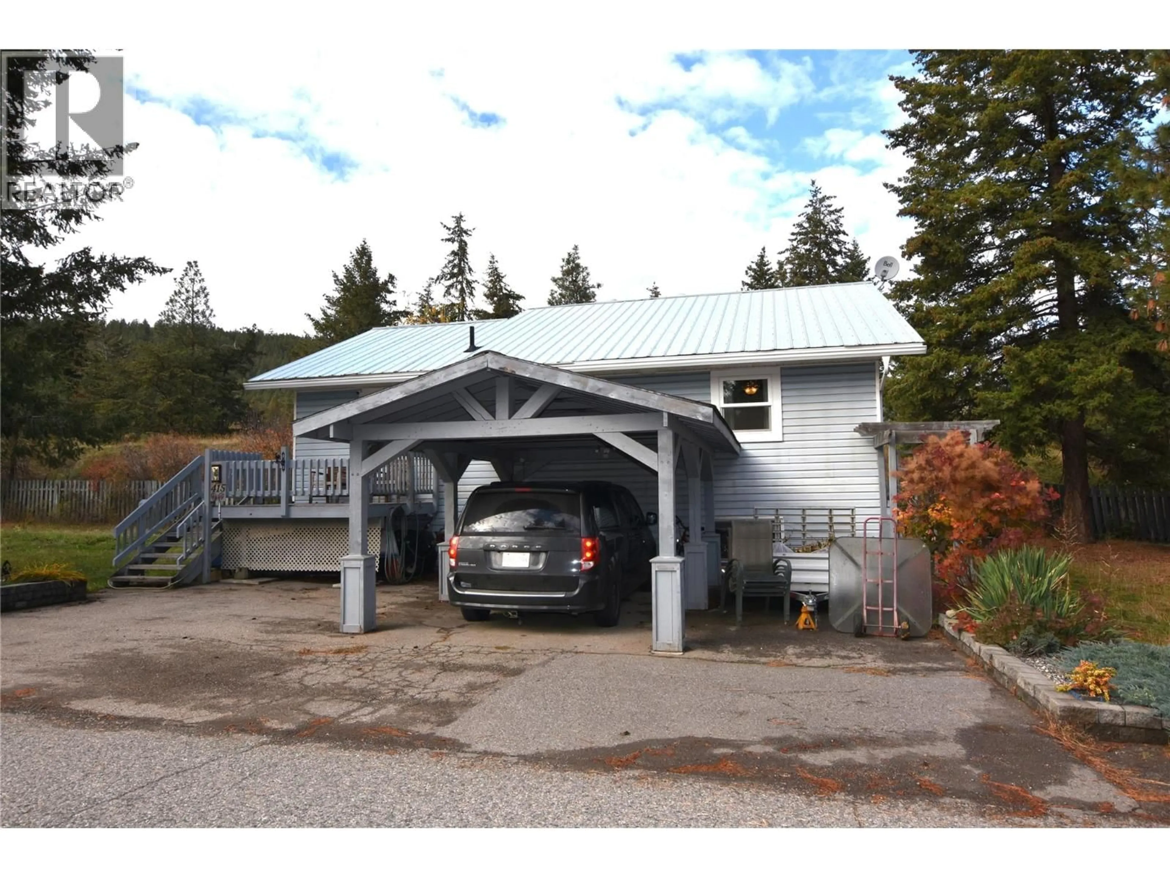 Indoor garage for 415 HUMMINGBIRD AVENUE, Vernon British Columbia V1H2A1
