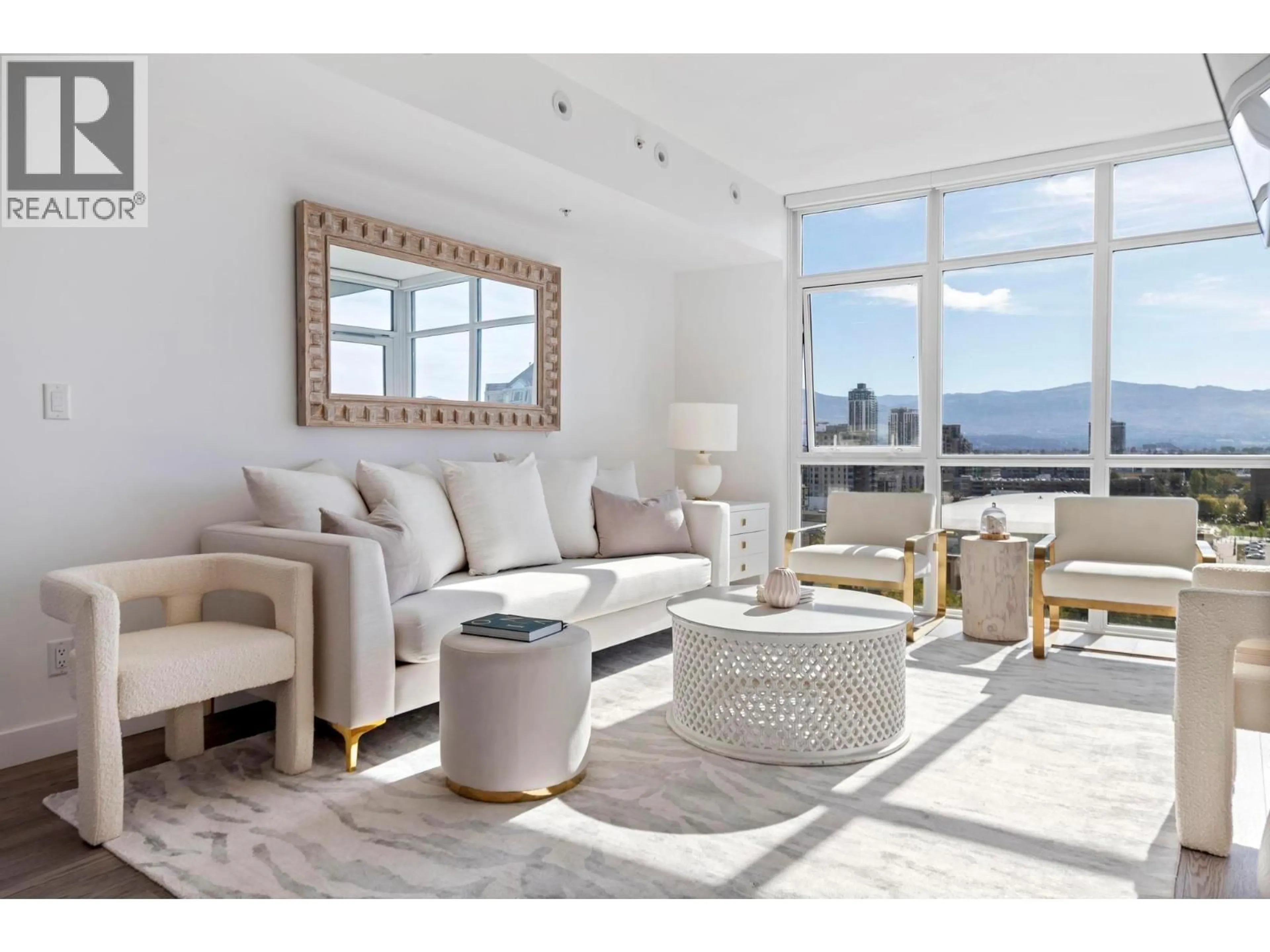 Living room with furniture, unknown for 1106 - 1151 SUNSET DRIVE, Kelowna British Columbia V1Y0G2