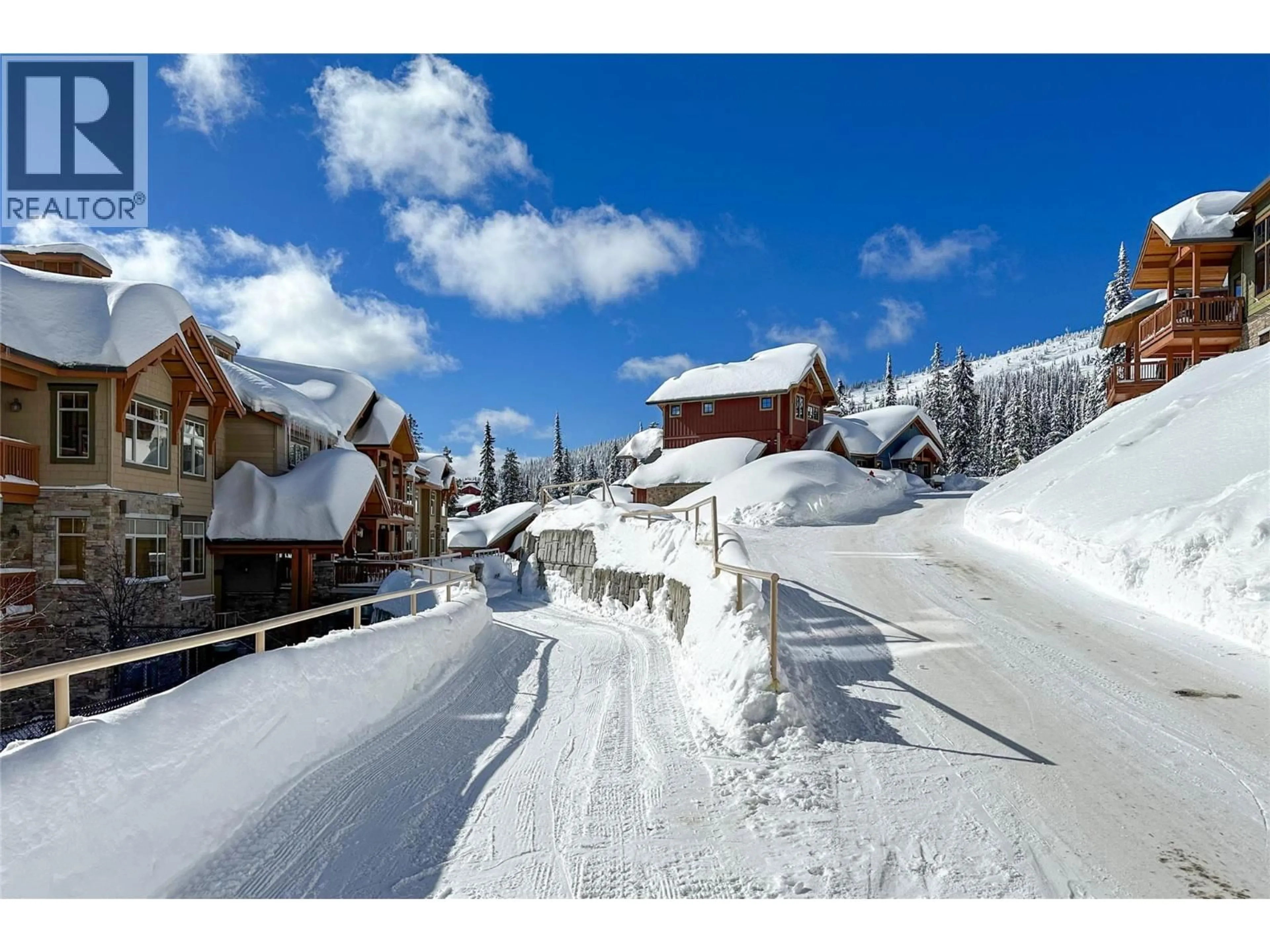 Unknown for 320 - 255 FEATHERTOP WAY, Big White British Columbia V1P1P3