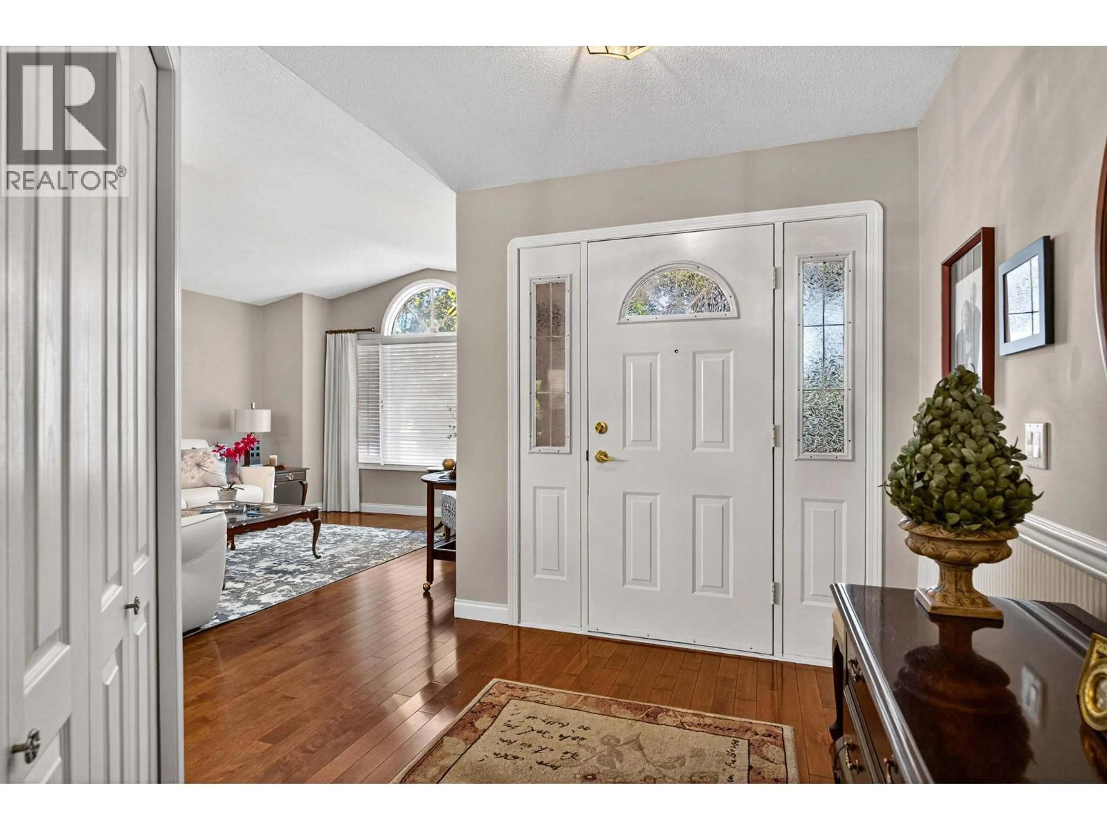 Indoor entryway for 69 - 615 GLENMEADOWS ROAD, Kelowna British Columbia V1V1N9