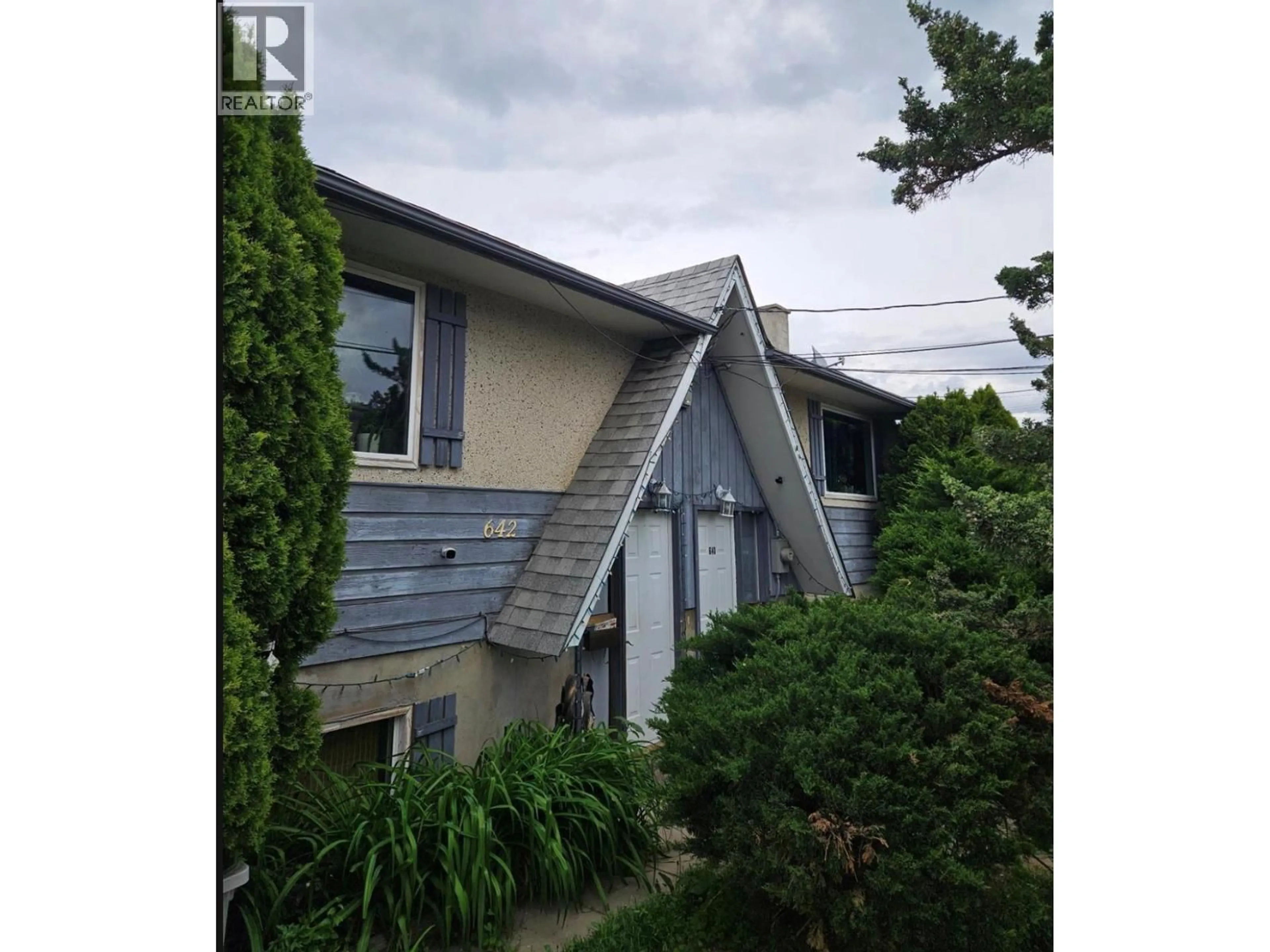 Home with vinyl exterior material, unknown for 640 | 642 COURTENAY CRESCENT CRESCENT, Kamloops British Columbia V2B1Z6