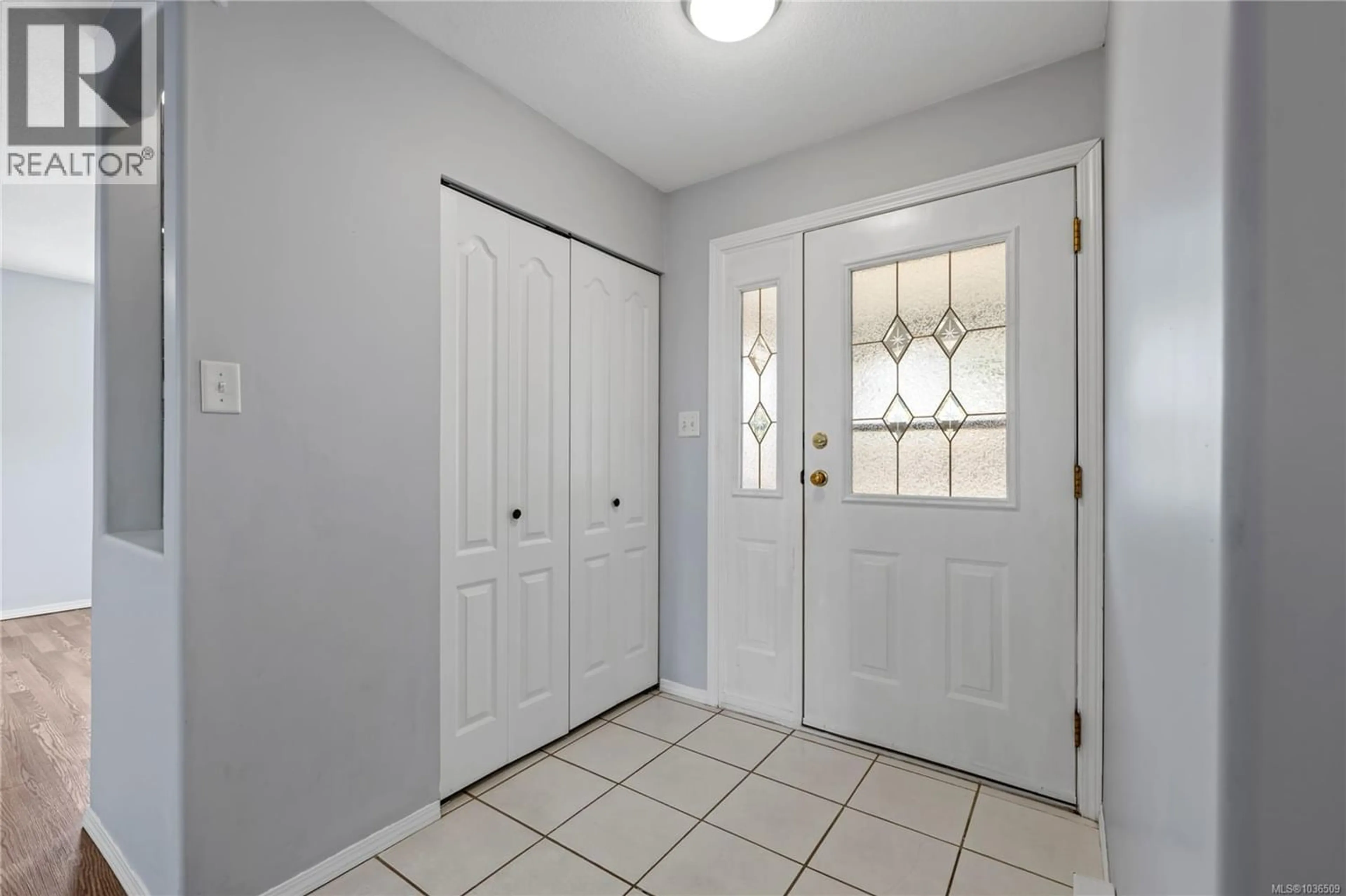 Indoor entryway for 1840 MONTANA ROAD, Nanaimo British Columbia V9X1C8