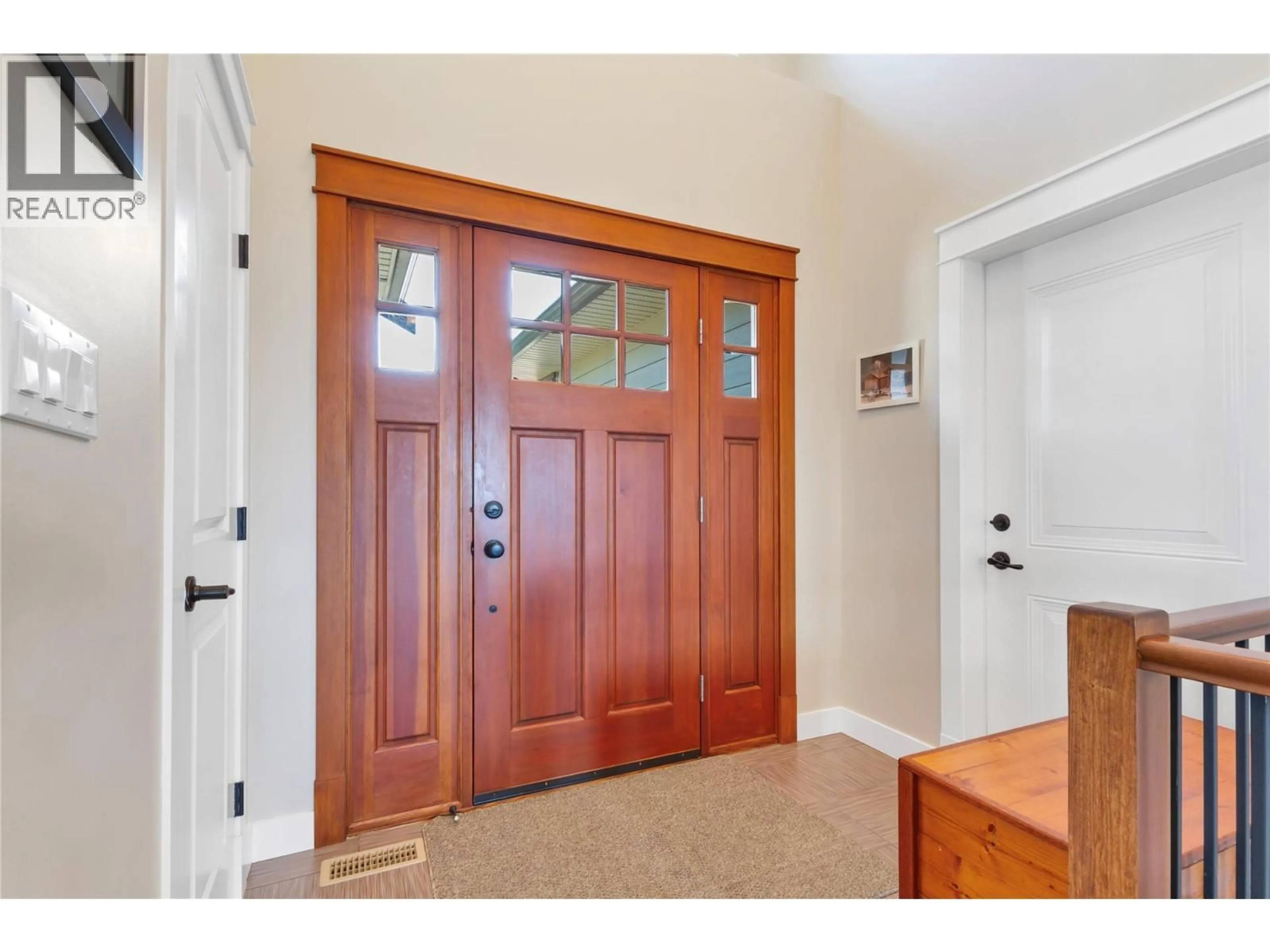 Indoor entryway for 6518 BLACKCOMB WAY, Vernon British Columbia V1B4E1