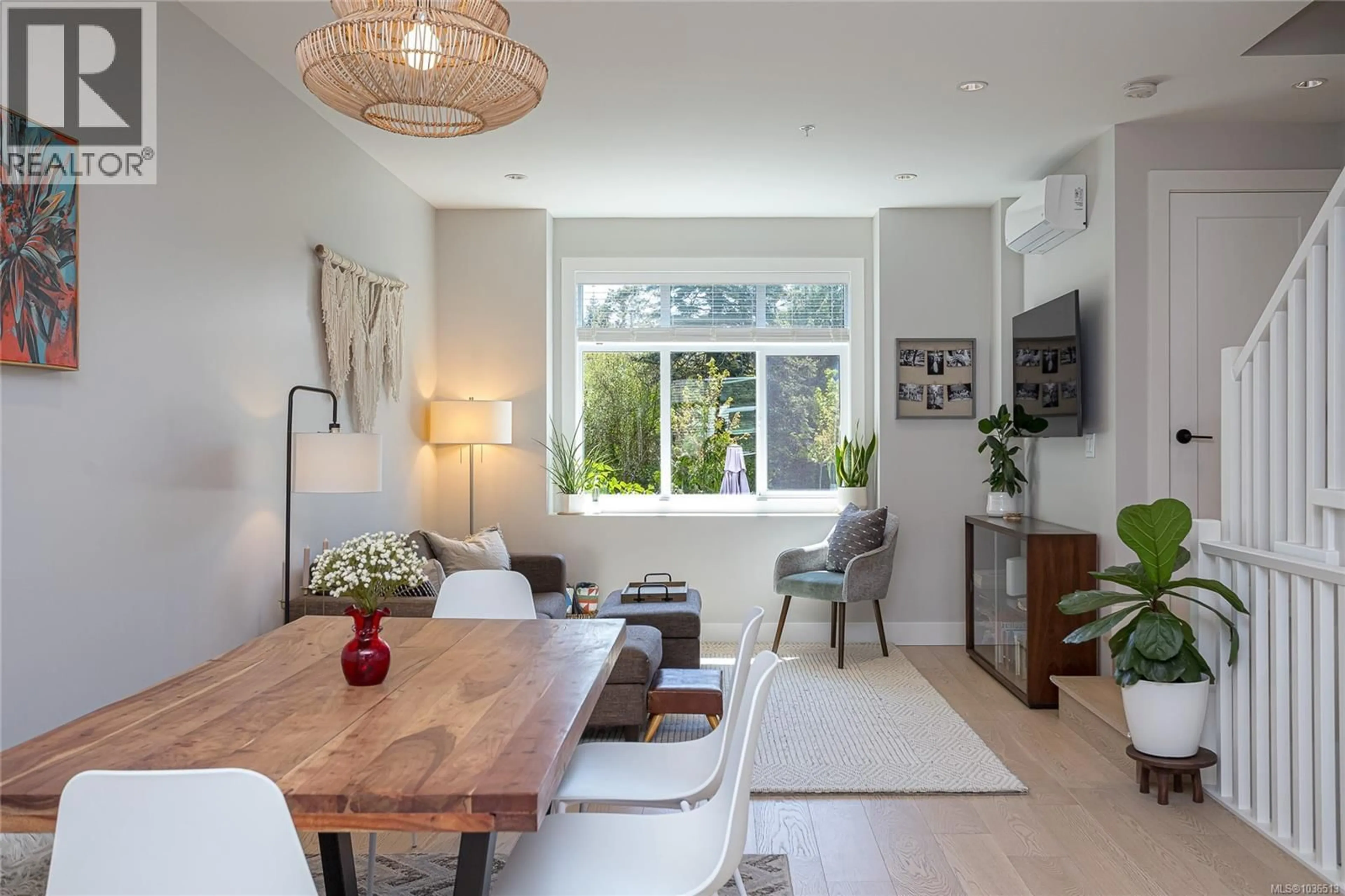 Unknown for 5 - 10480 RESTHAVEN DRIVE, Sidney British Columbia V8L3H7