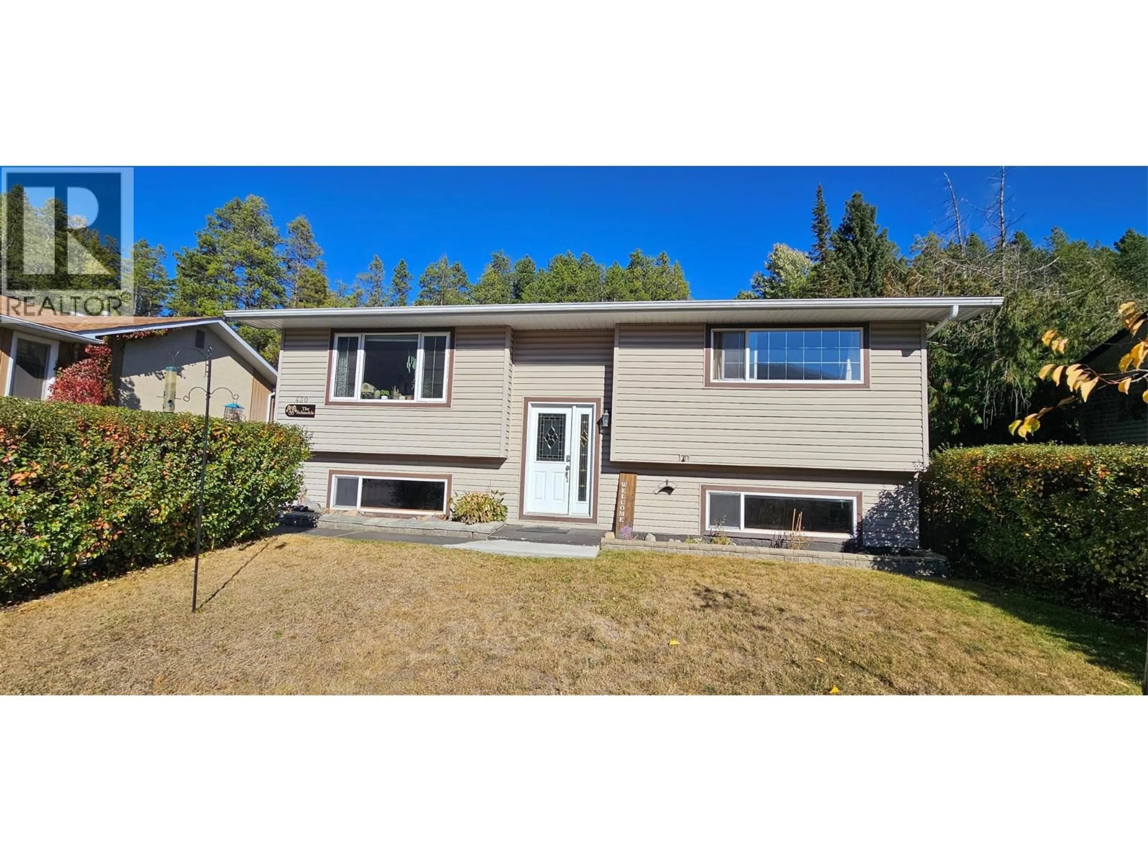 Home with vinyl exterior material, street for 430 WHITE BIRCH CRESCENT, Sparwood British Columbia V0B2G0