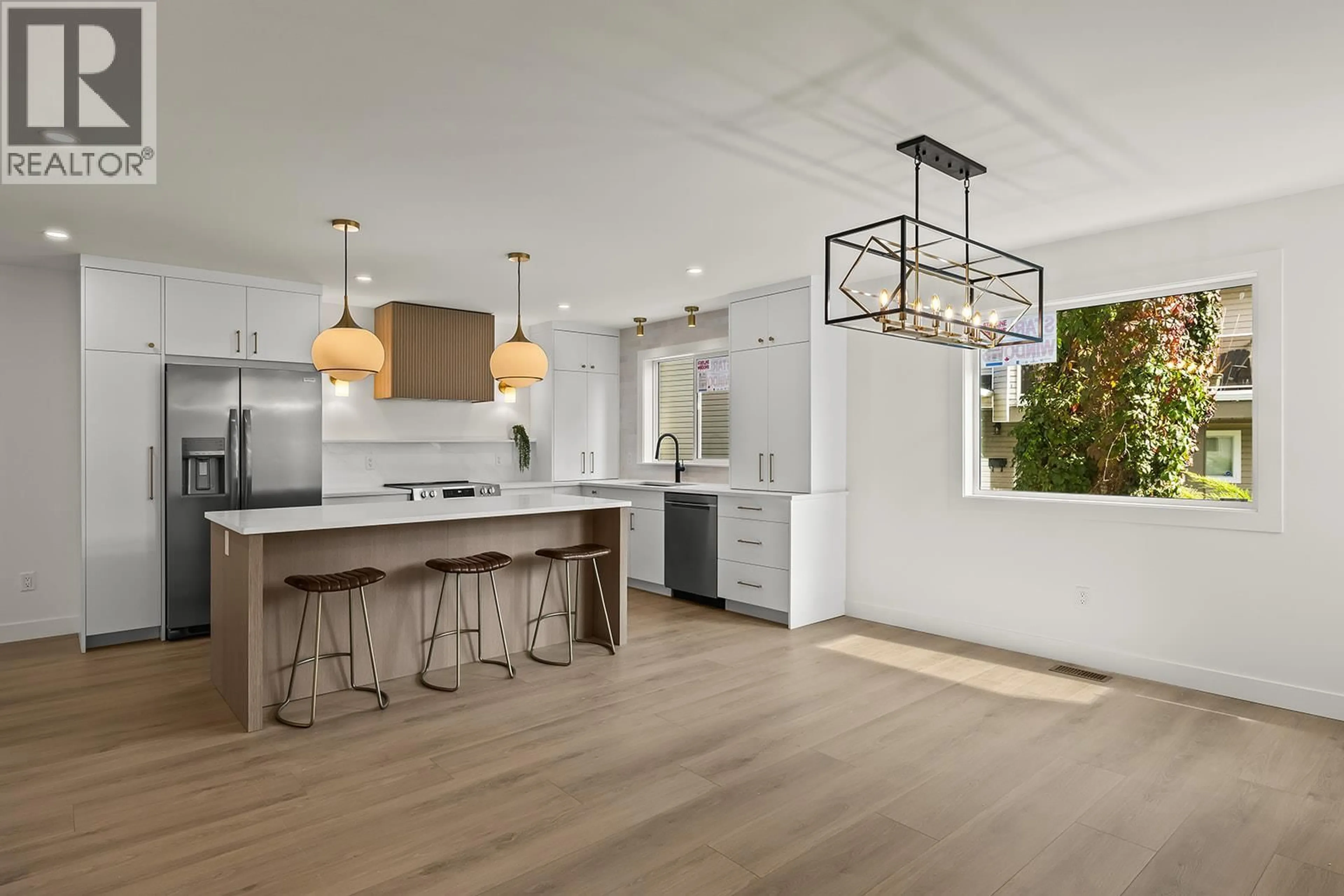 Open concept kitchen, unknown for 882 HUBBARD ROAD, Kelowna British Columbia V1W1N9