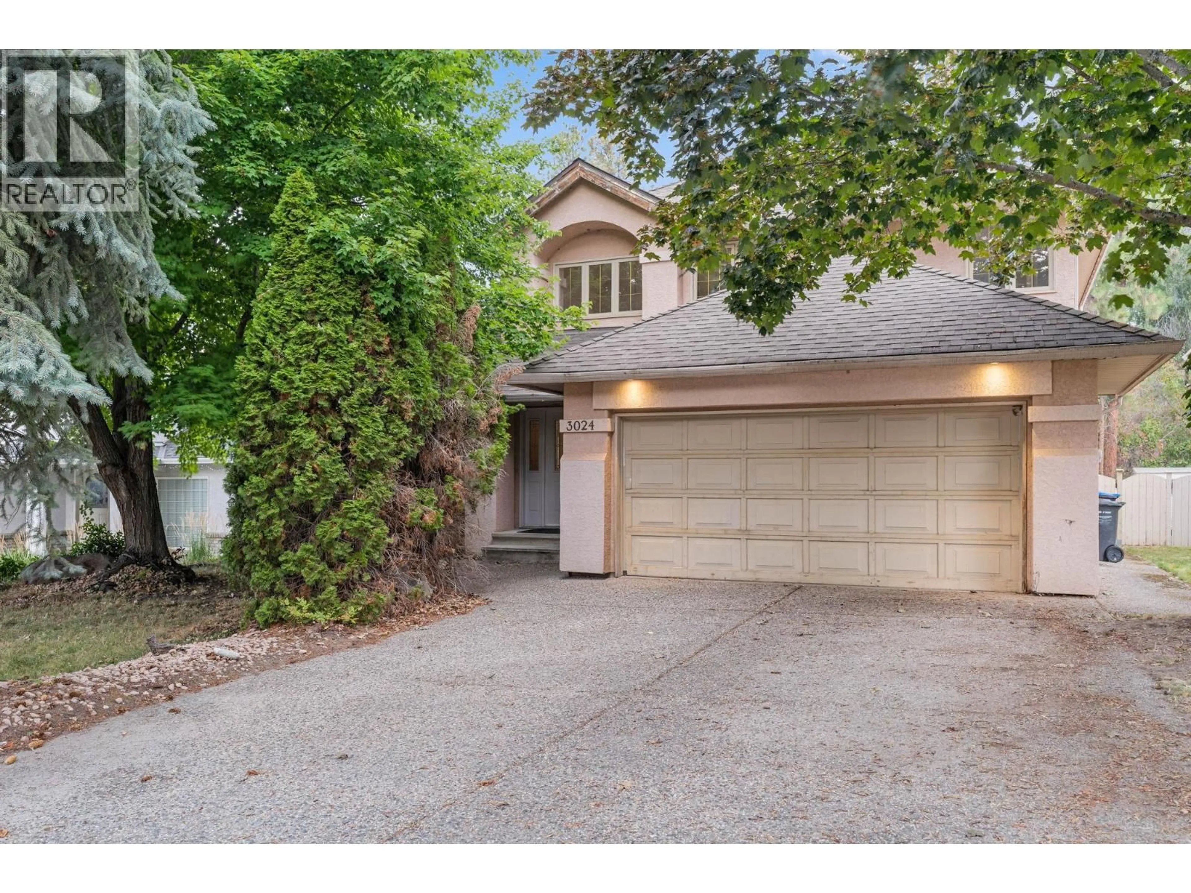 Indoor garage for 3024 QUAIL CRESCENT, Kelowna British Columbia V1V1Z8