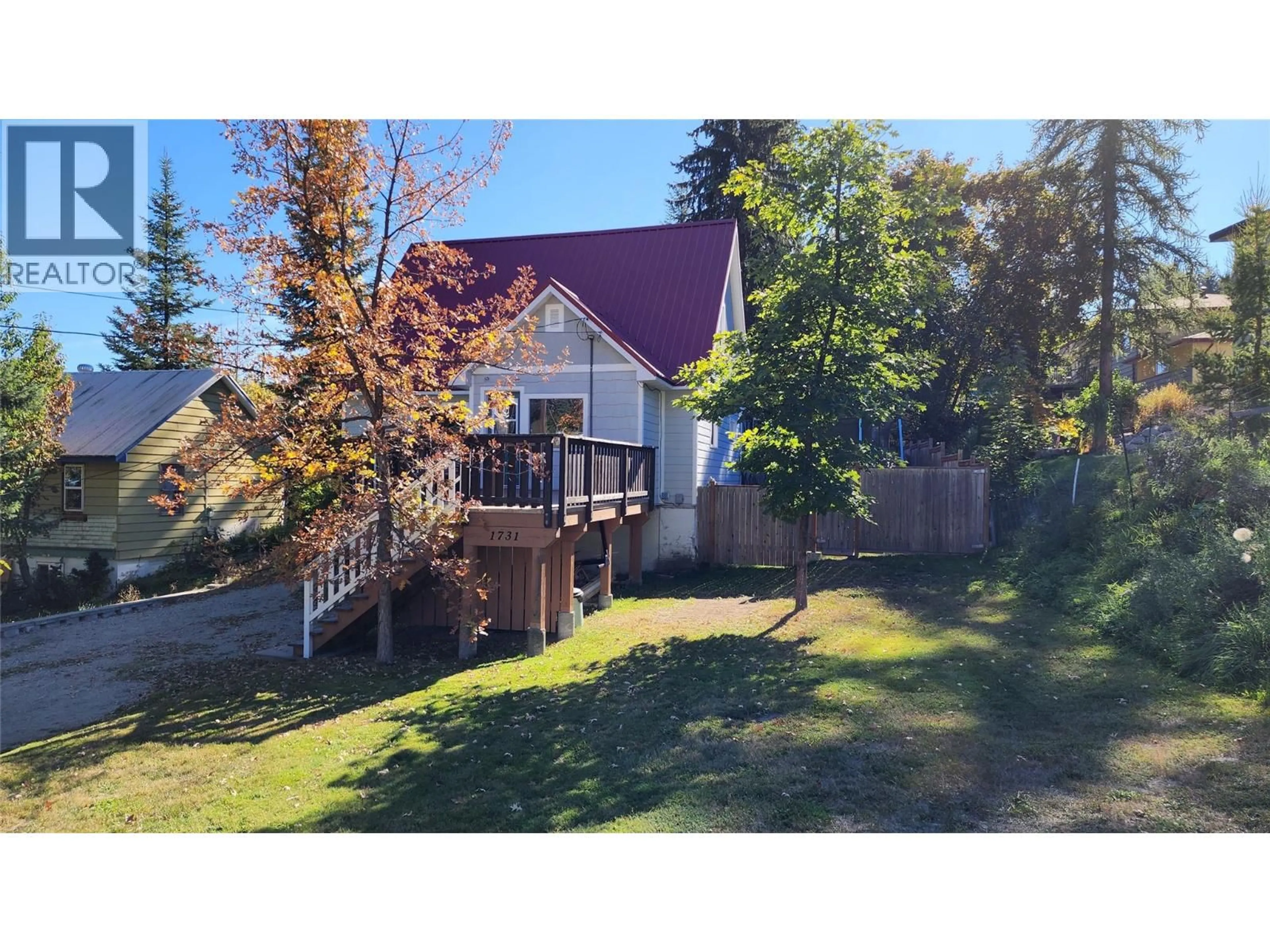 A pic from outside/outdoor area/front of a property/back of a property/a pic from drone, unknown for 1731 COOK AVENUE, Rossland British Columbia V0G1Y0