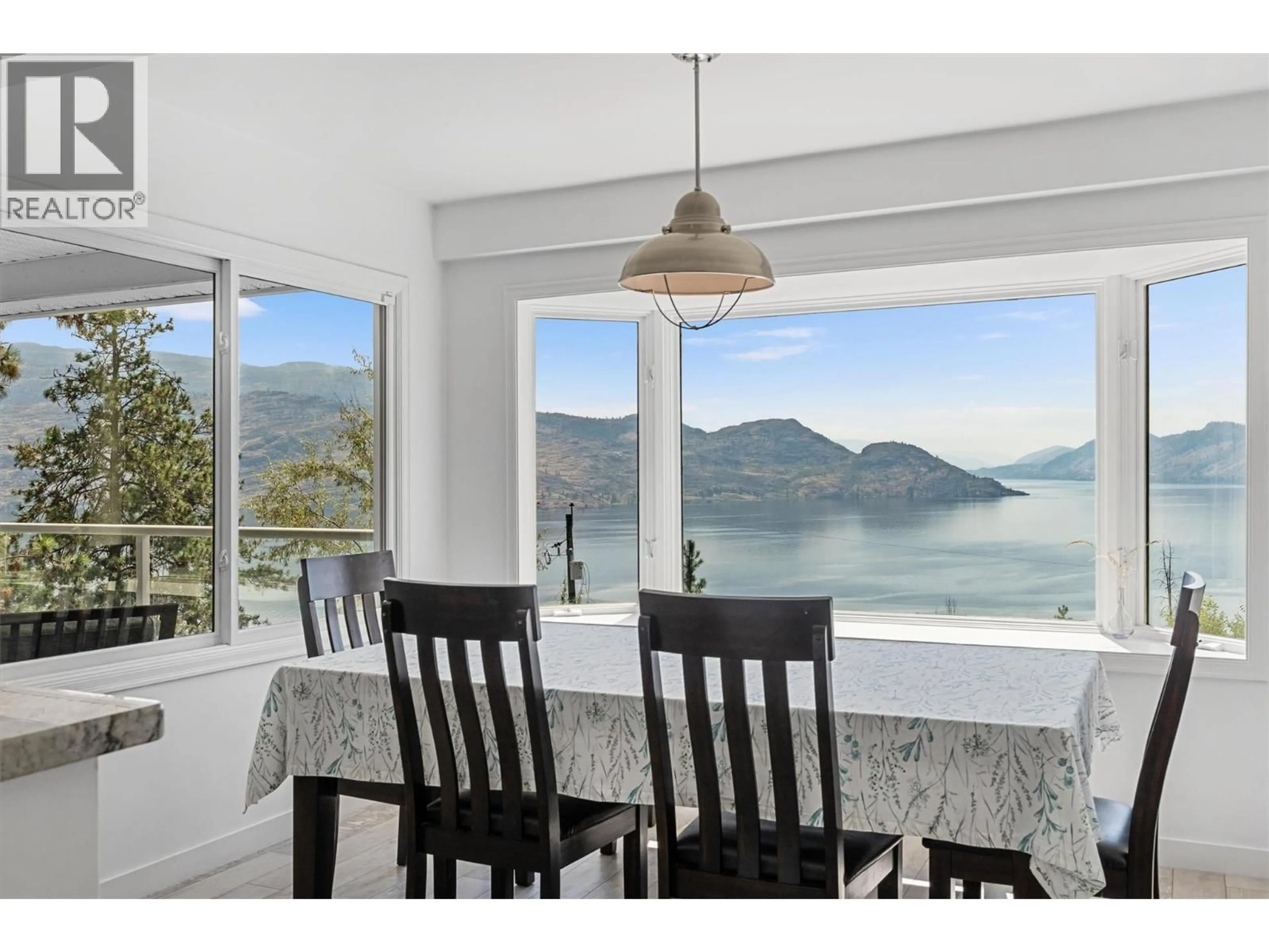 Dining room, unknown for 5815 MACGREGOR ROAD, Peachland British Columbia V0H1X4