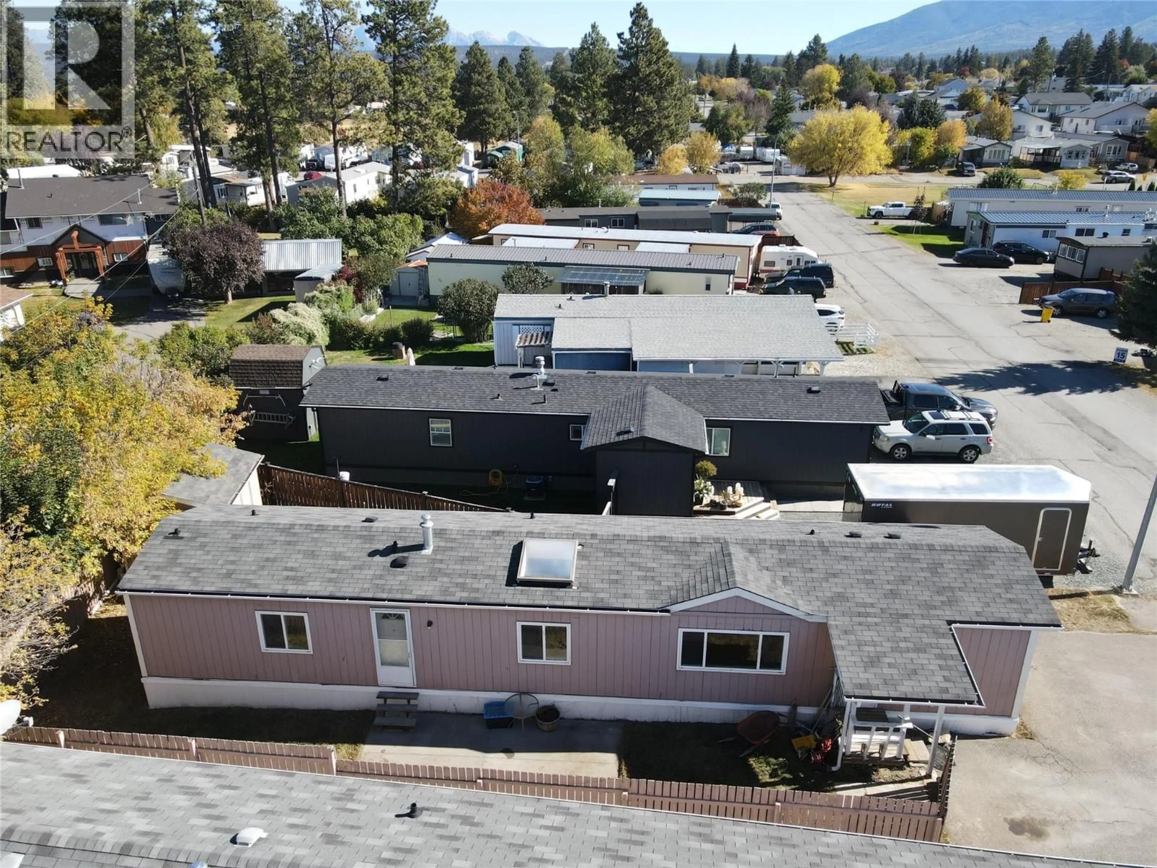A pic from outside/outdoor area/front of a property/back of a property/a pic from drone, mountain view for 39 - 724 INNES AVENUE, Cranbrook British Columbia V1C2A5