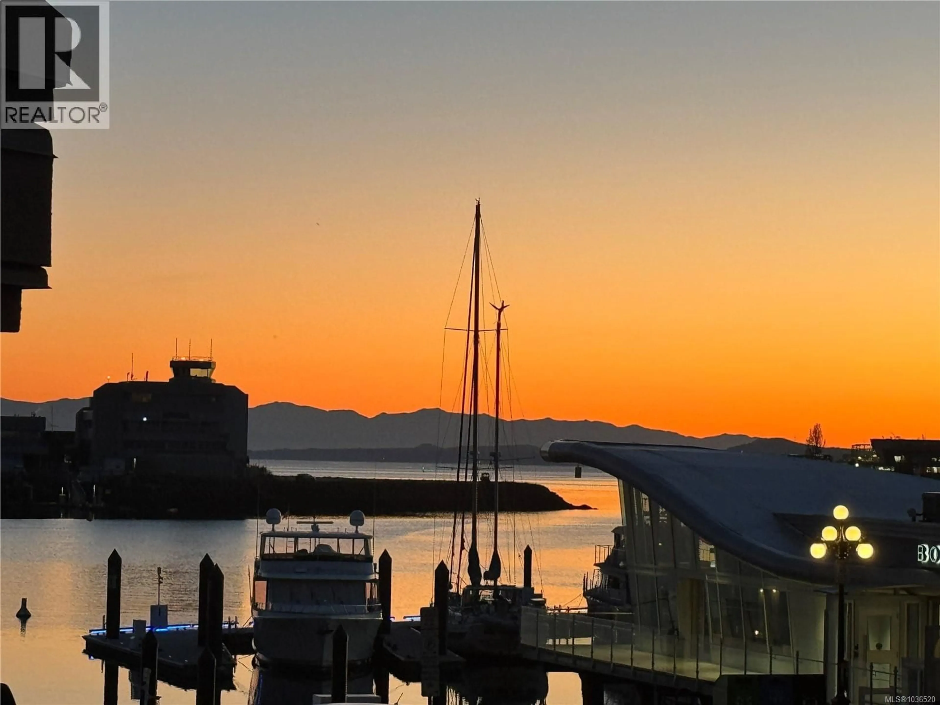 Blurry image for 123 - 75 SONGHEES ROAD, Victoria British Columbia V9A7M5