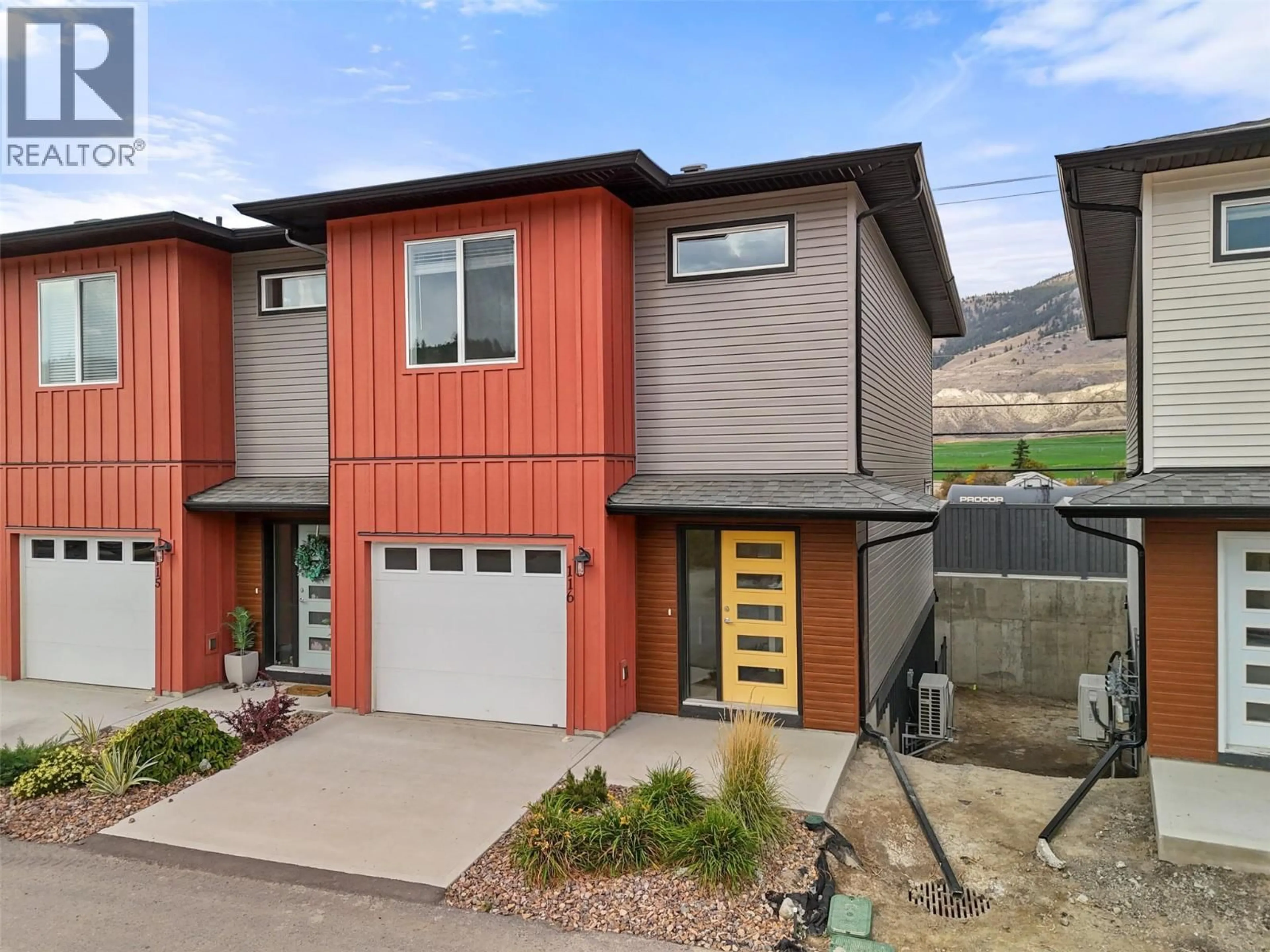 Home with vinyl exterior material, street for 116 - 8960 DALLAS DRIVE, Kamloops British Columbia V2C6V1