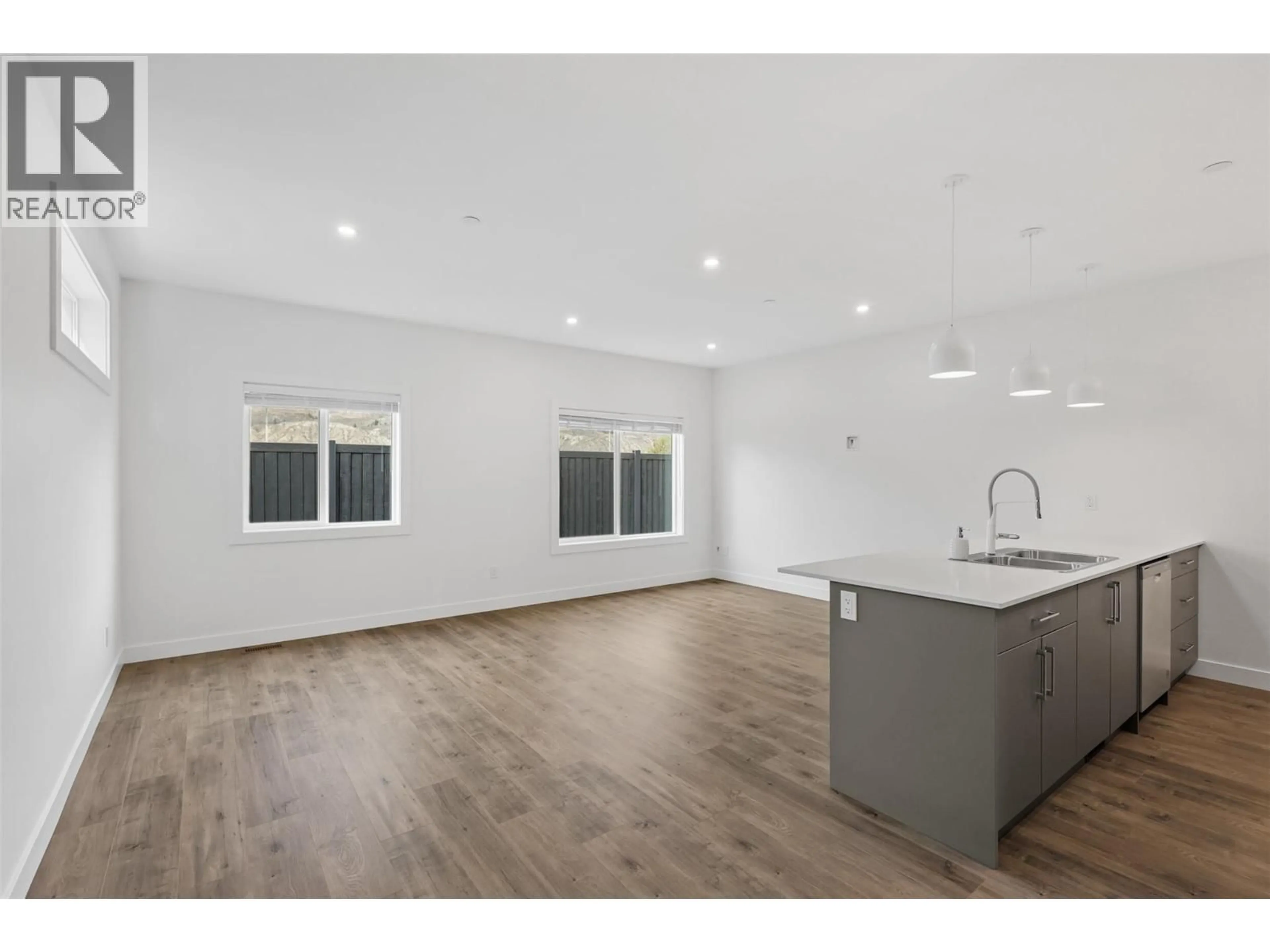 Open concept kitchen, unknown for 116 - 8960 DALLAS DRIVE, Kamloops British Columbia V2C6V1