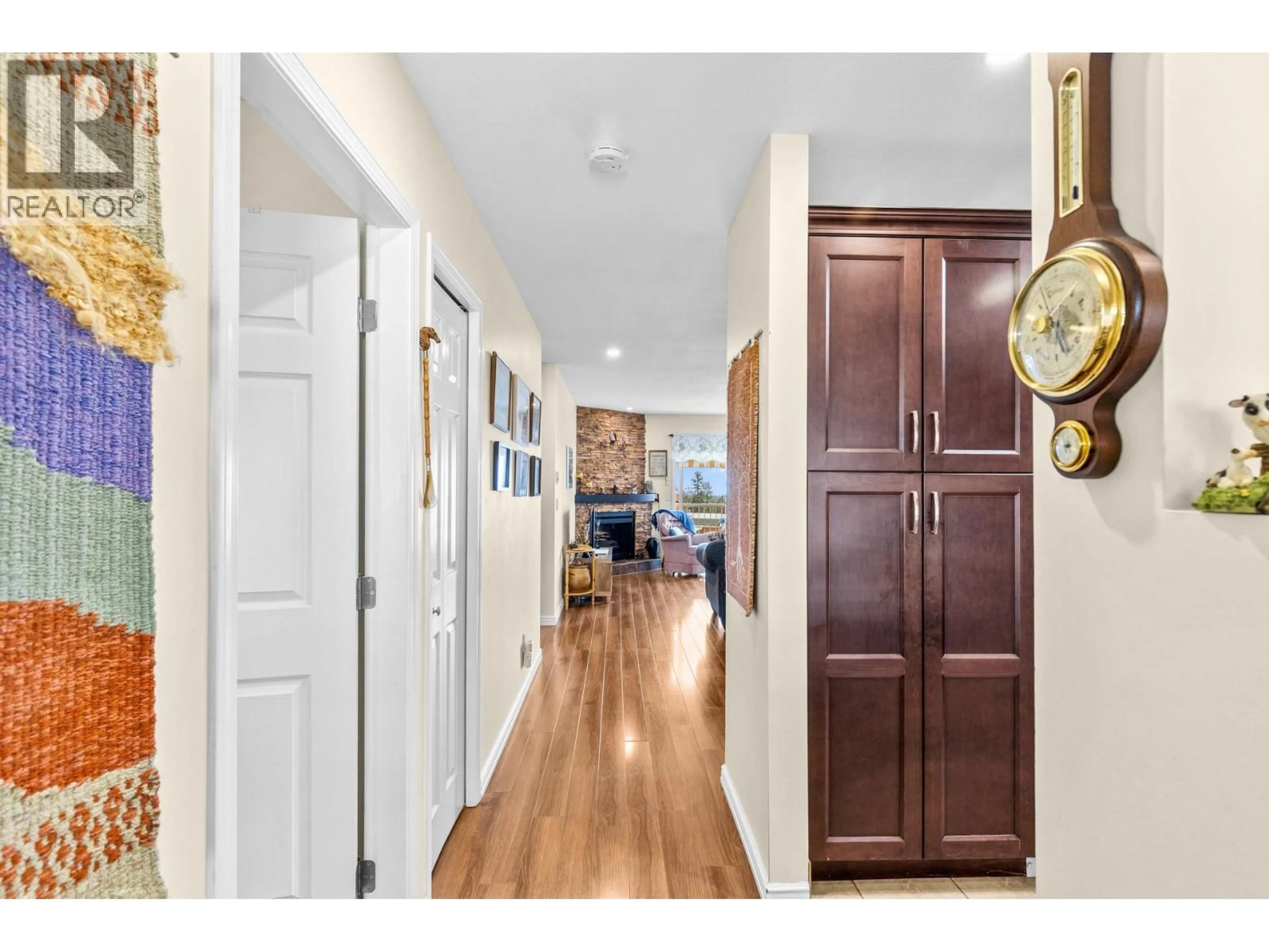 Indoor entryway for 4 - 2433 INGRAM ROAD, West Kelowna British Columbia V4T1L5