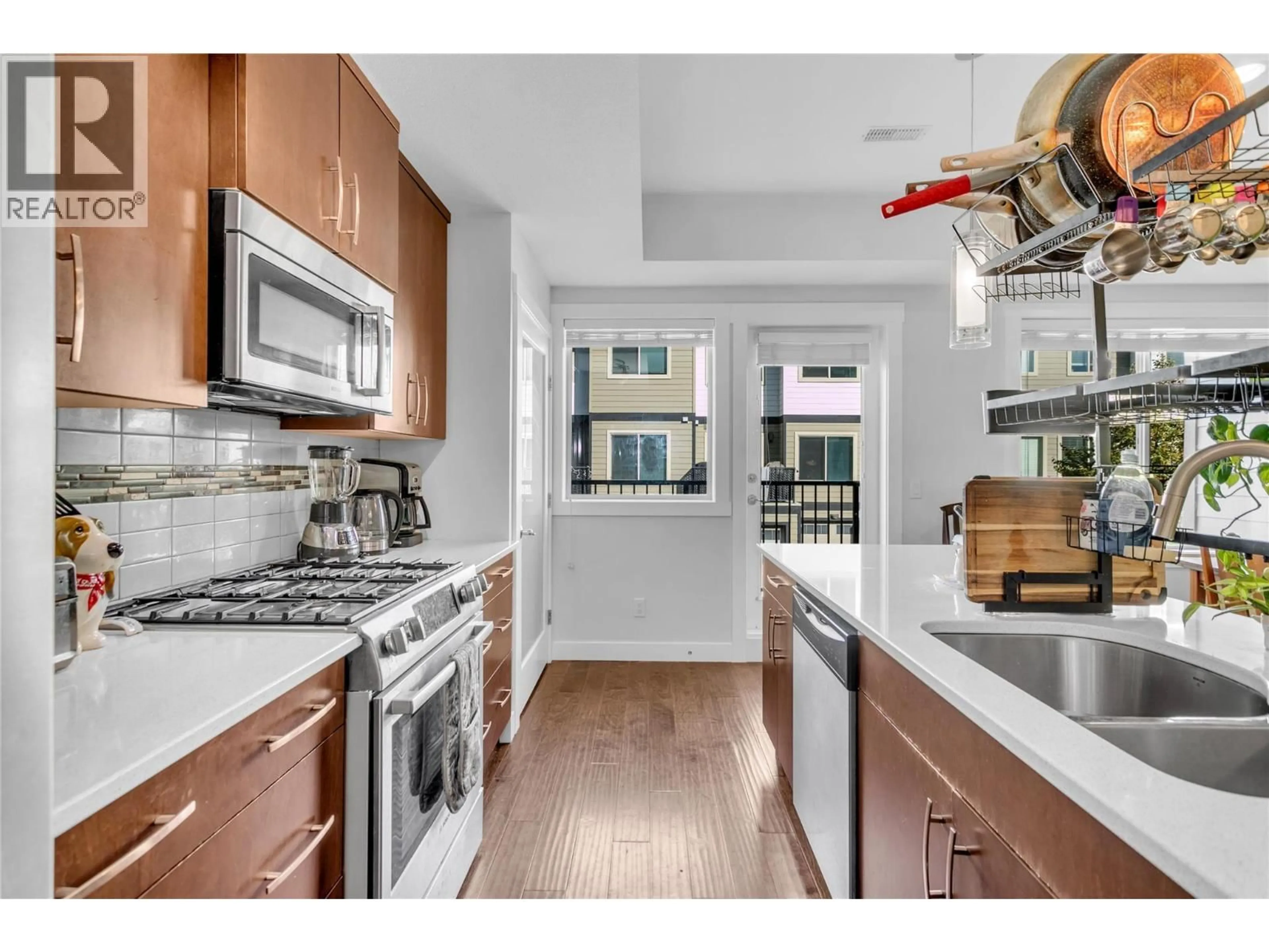 Open concept kitchen, unknown for 18 - 3626 MISSION SPRINGS DRIVE, Kelowna British Columbia V1W5L1