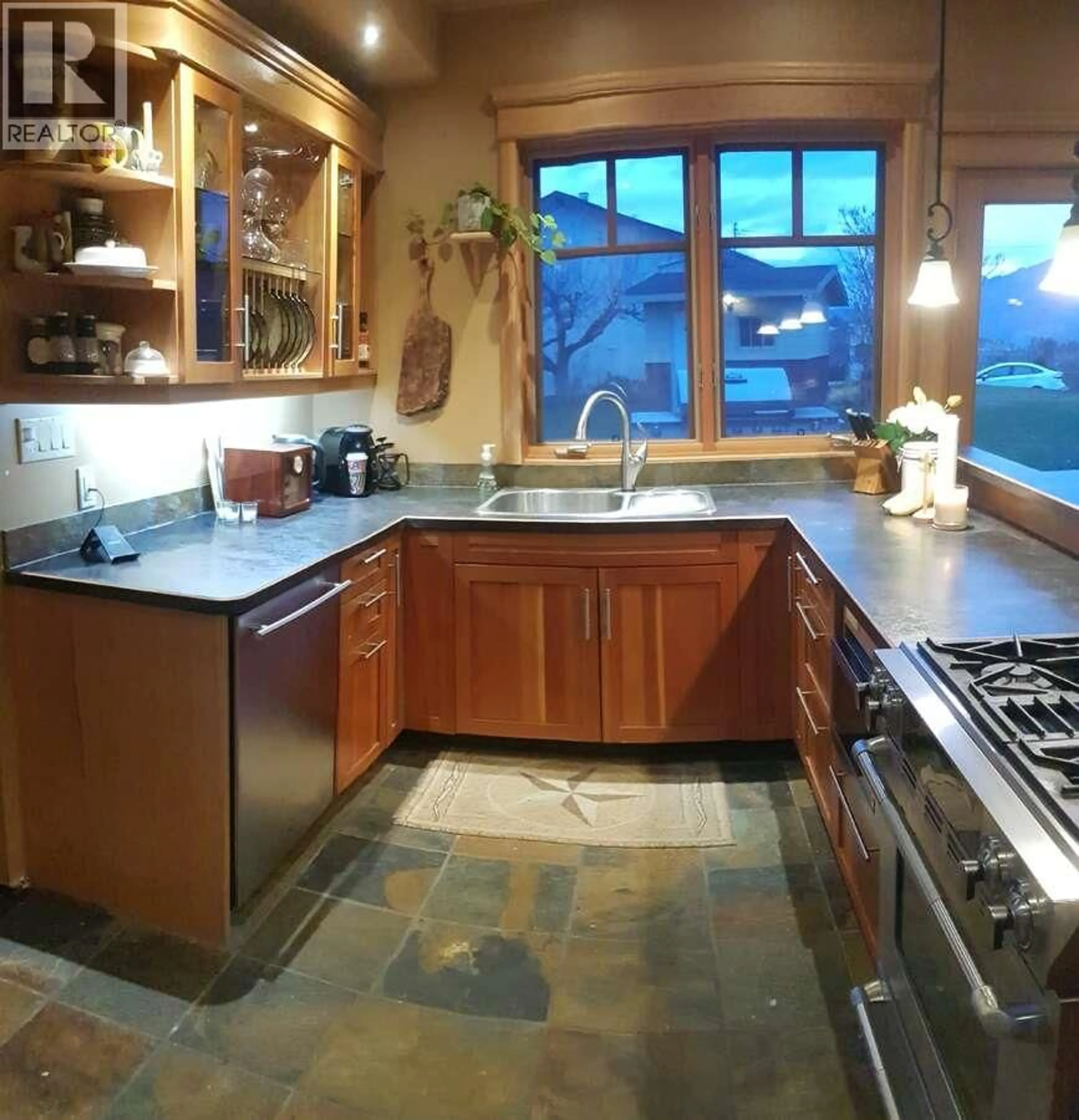 Unknown for 13606 COOKE AVENUE, Summerland British Columbia V0H1Z1