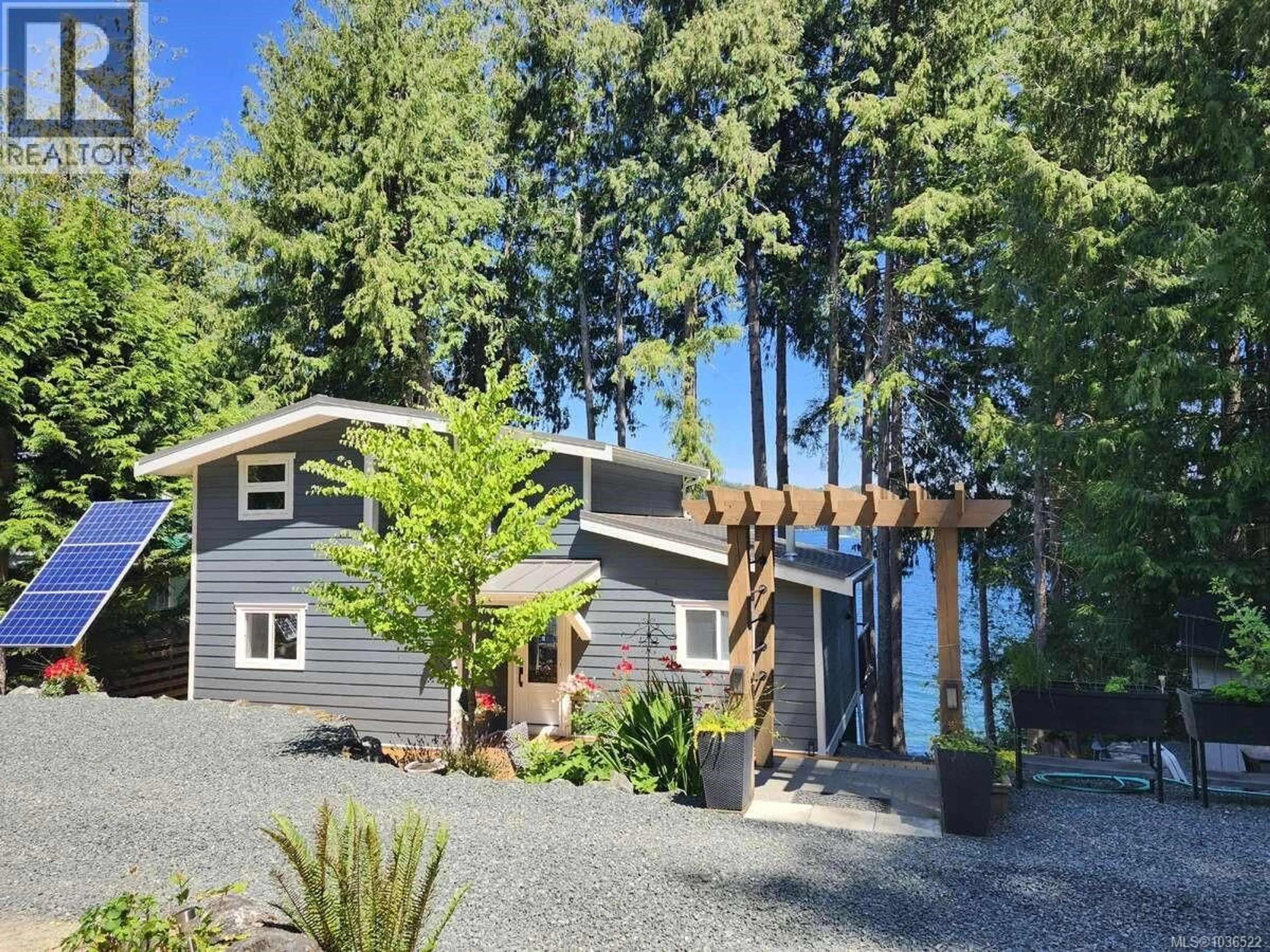 Home with vinyl exterior material, water/lake/river/ocean view for 2274 SOUTH LAKE ROAD, Qualicum Beach British Columbia V9K2L7