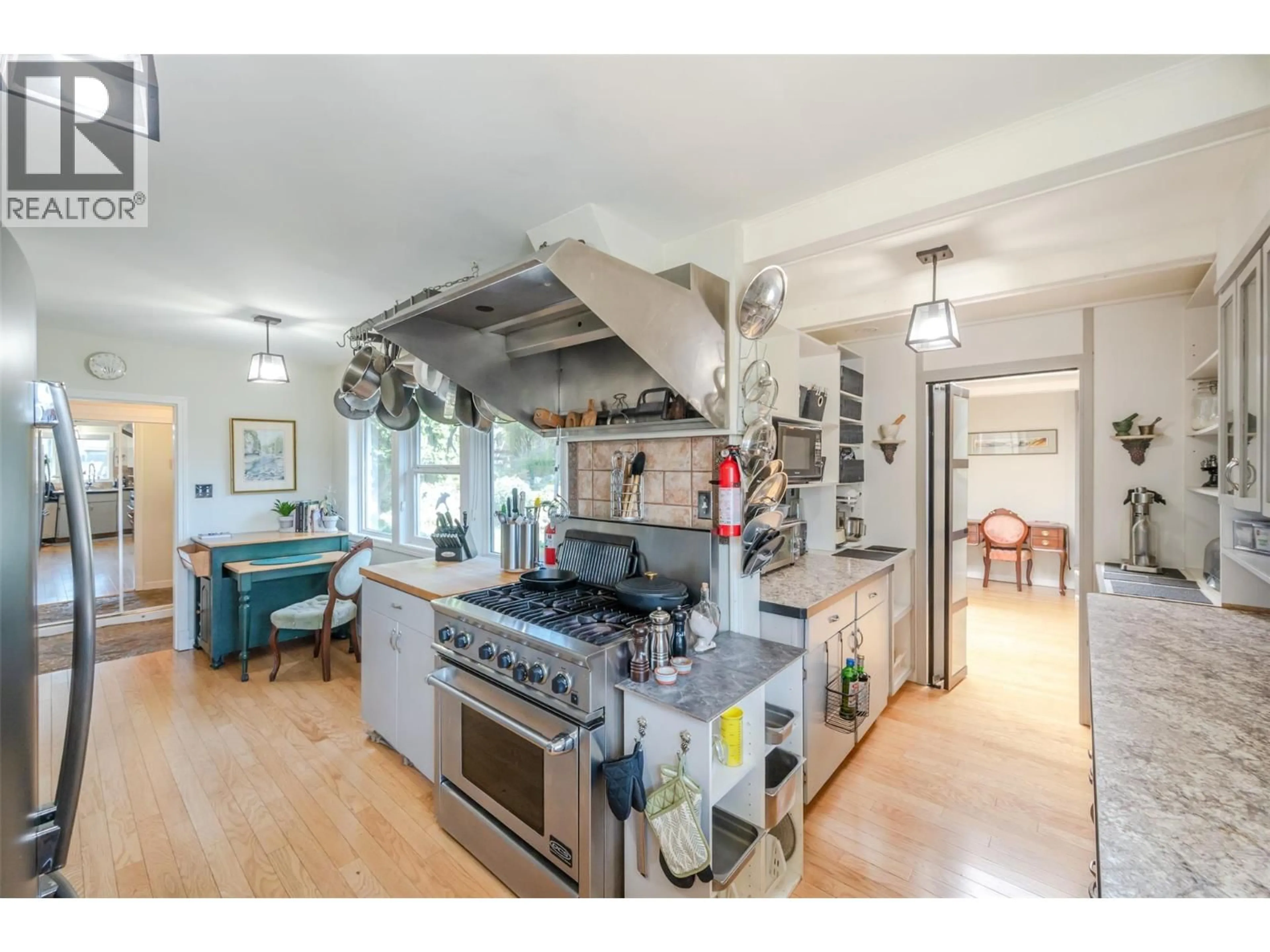 Open concept kitchen, unknown for 153 LOWER BENCH ROAD, Penticton British Columbia V2A1B1