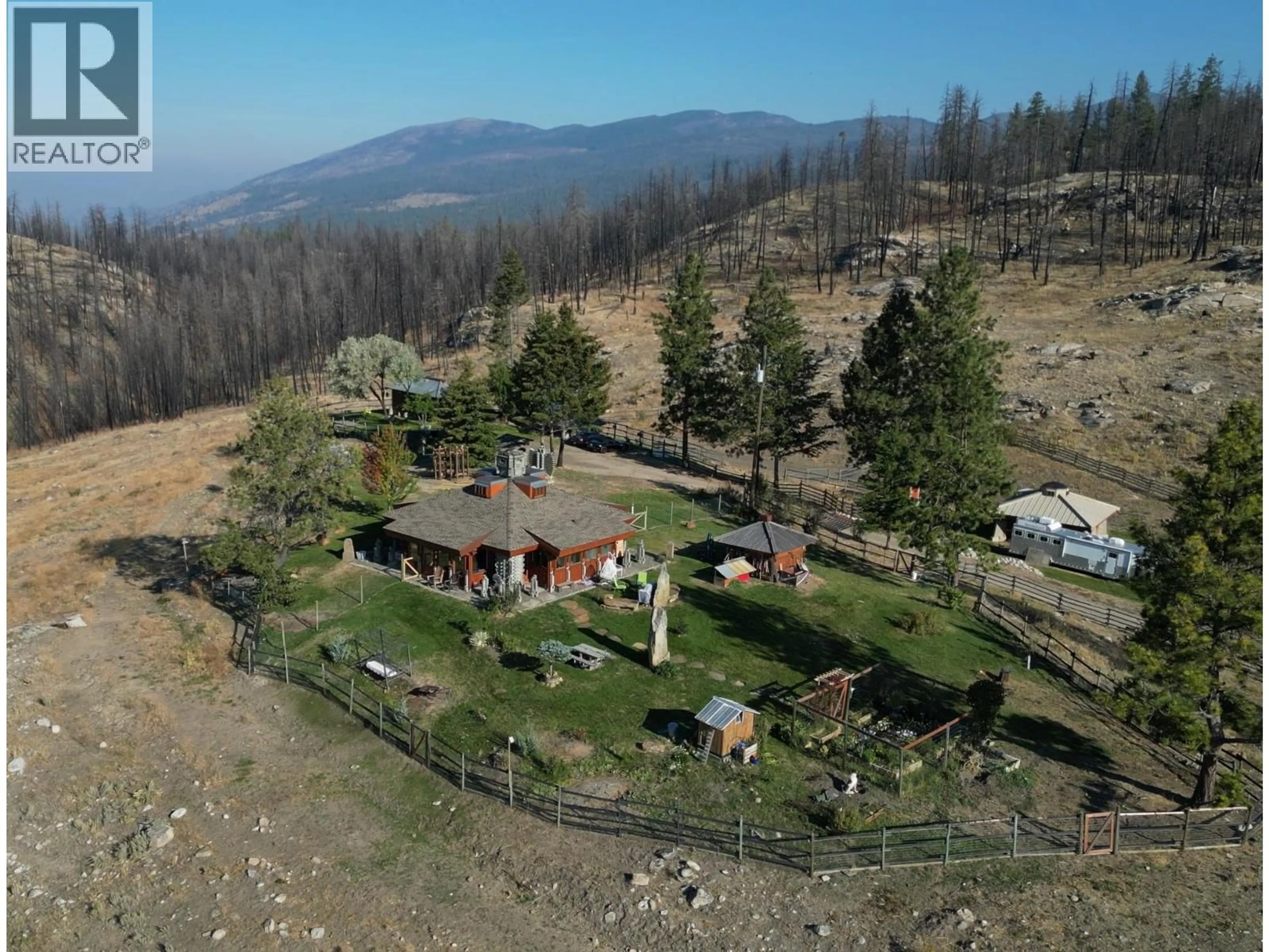 A pic from outside/outdoor area/front of a property/back of a property/a pic from drone, mountain view for 222 OLD CAMP MCKINNEY ROAD, Oliver British Columbia V0H1T8