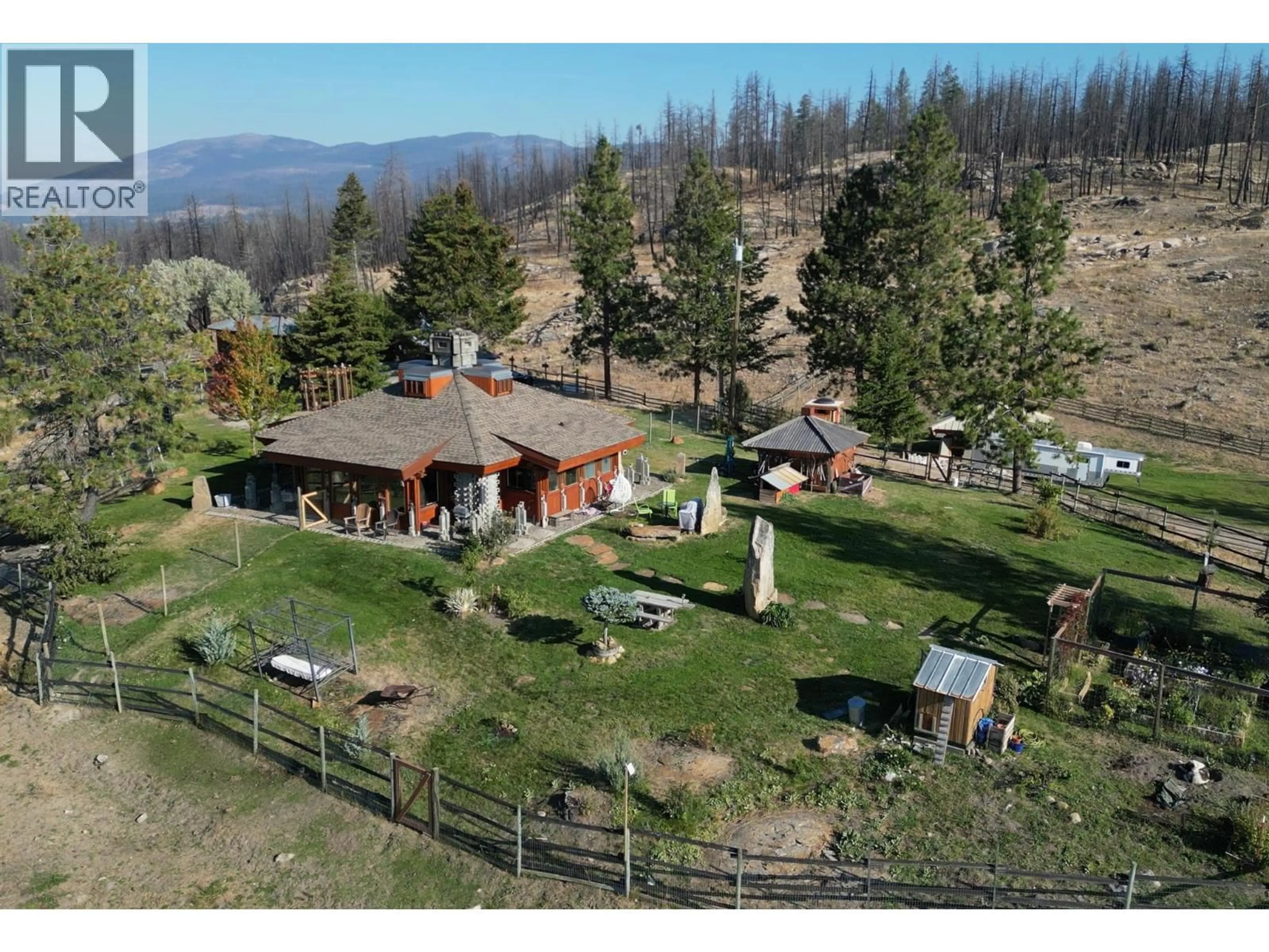 A pic from outside/outdoor area/front of a property/back of a property/a pic from drone, mountain view for 222 OLD CAMP MCKINNEY ROAD, Oliver British Columbia V0H1T8