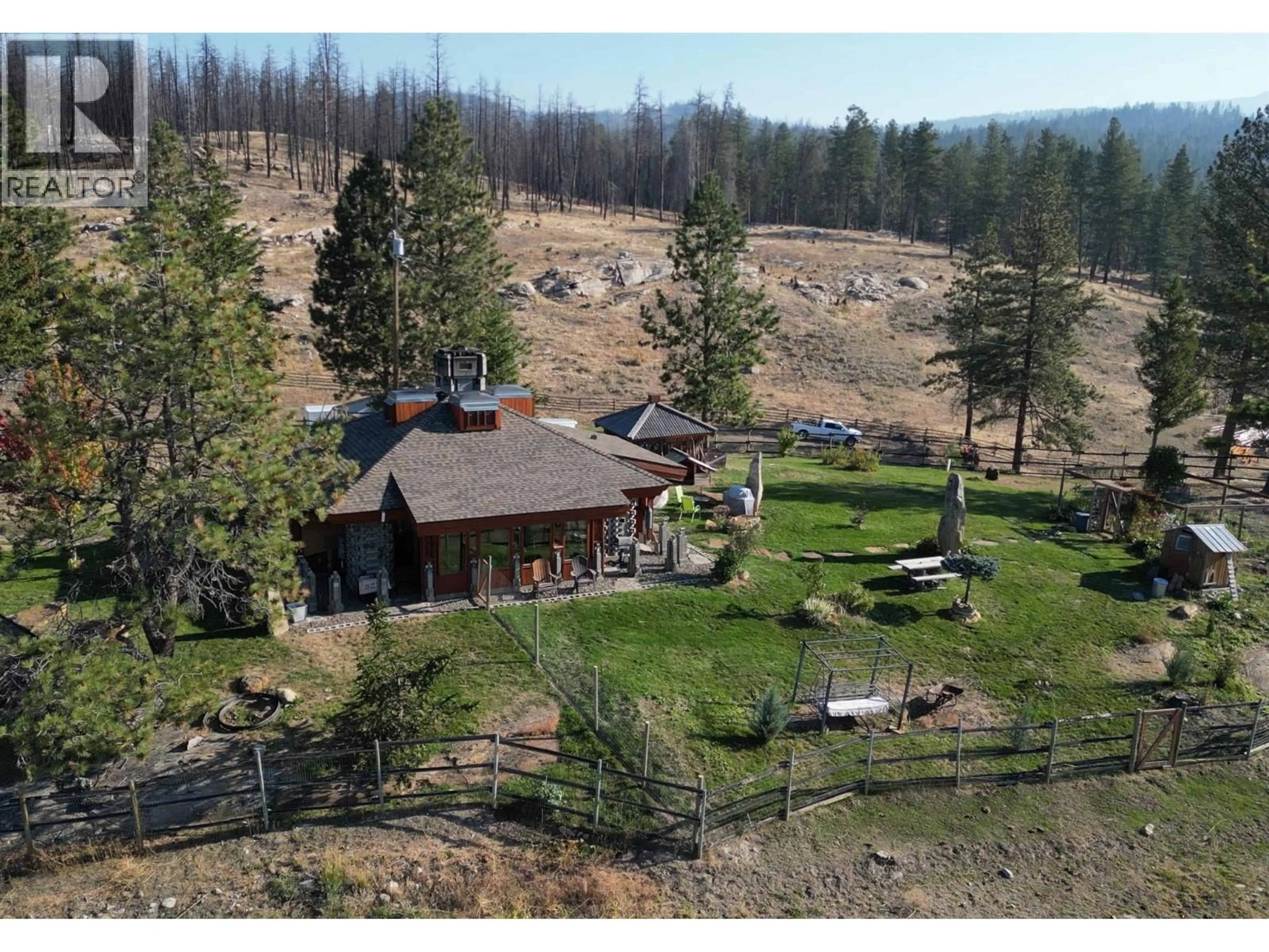 A pic from outside/outdoor area/front of a property/back of a property/a pic from drone, mountain view for 222 OLD CAMP MCKINNEY ROAD, Oliver British Columbia V0H1T8