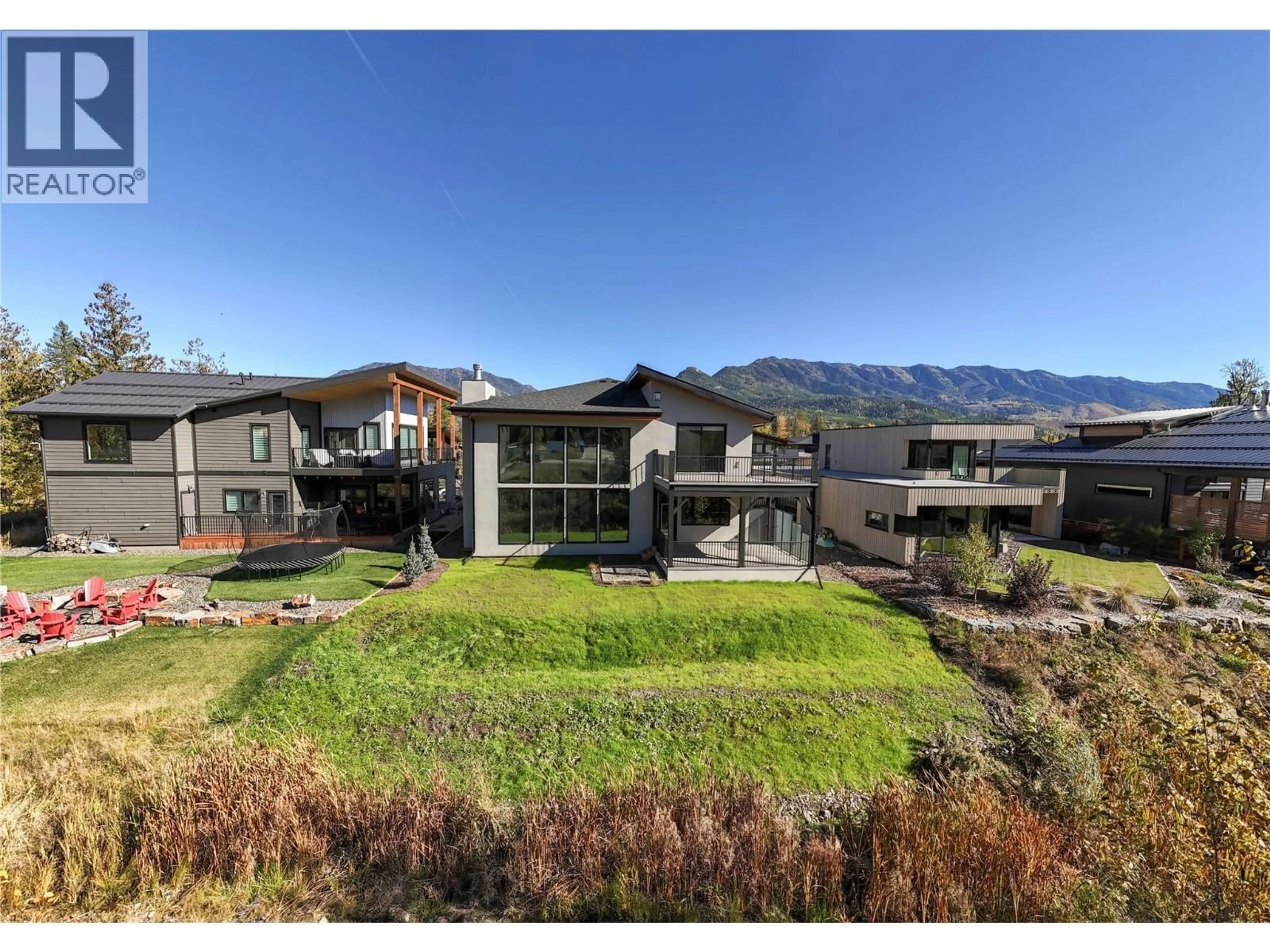 A pic from outside/outdoor area/front of a property/back of a property/a pic from drone, mountain view for 31 MAMMOTH DRIVE, Fernie British Columbia V0B1M1