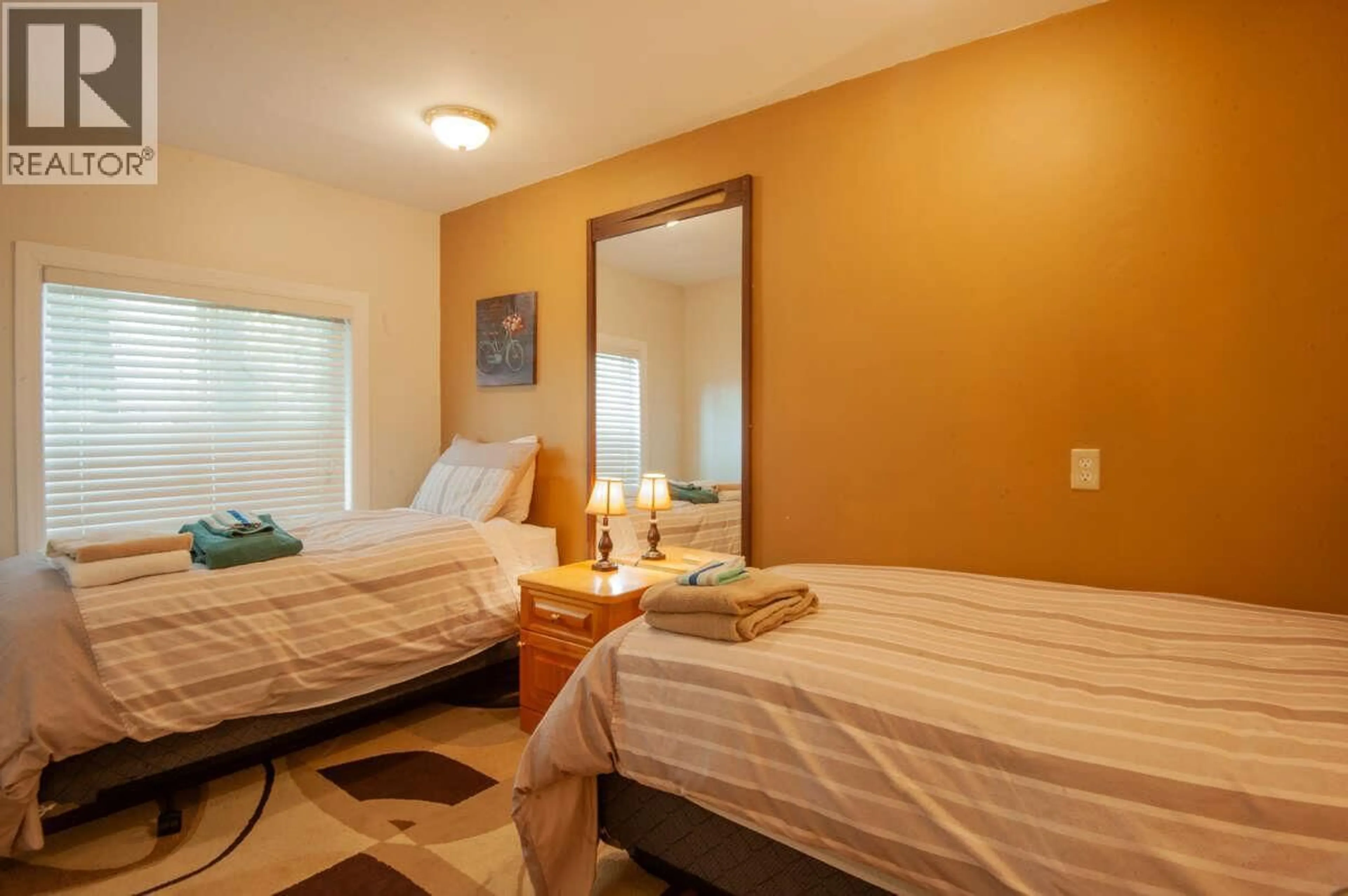 Bedroom with bed, unknown for 417 COPPER ROAD, Rossland British Columbia V0G1Y0
