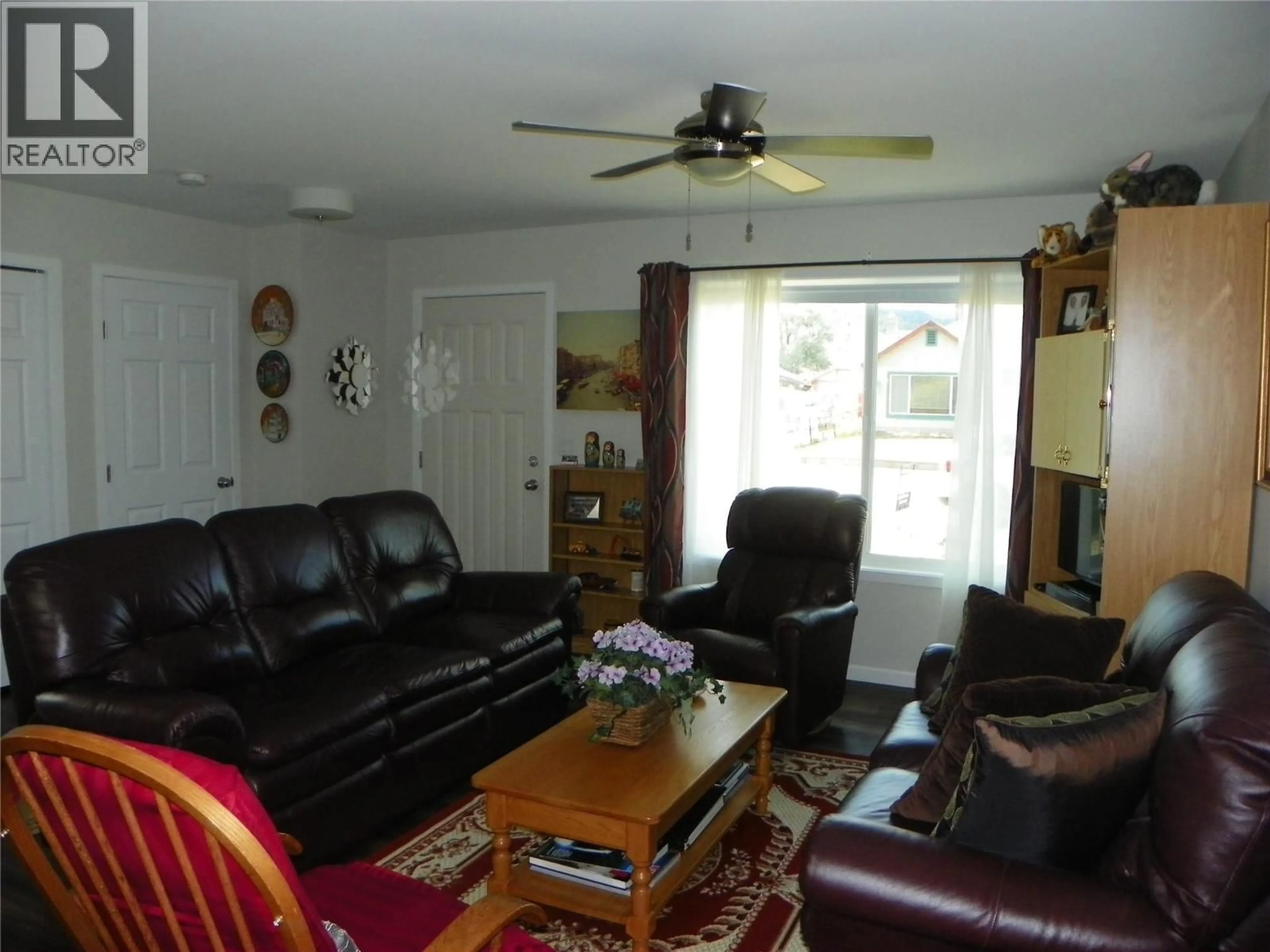 Living room with furniture, unknown for 316 FENCHURCH AVENUE, Princeton British Columbia V0X1W0