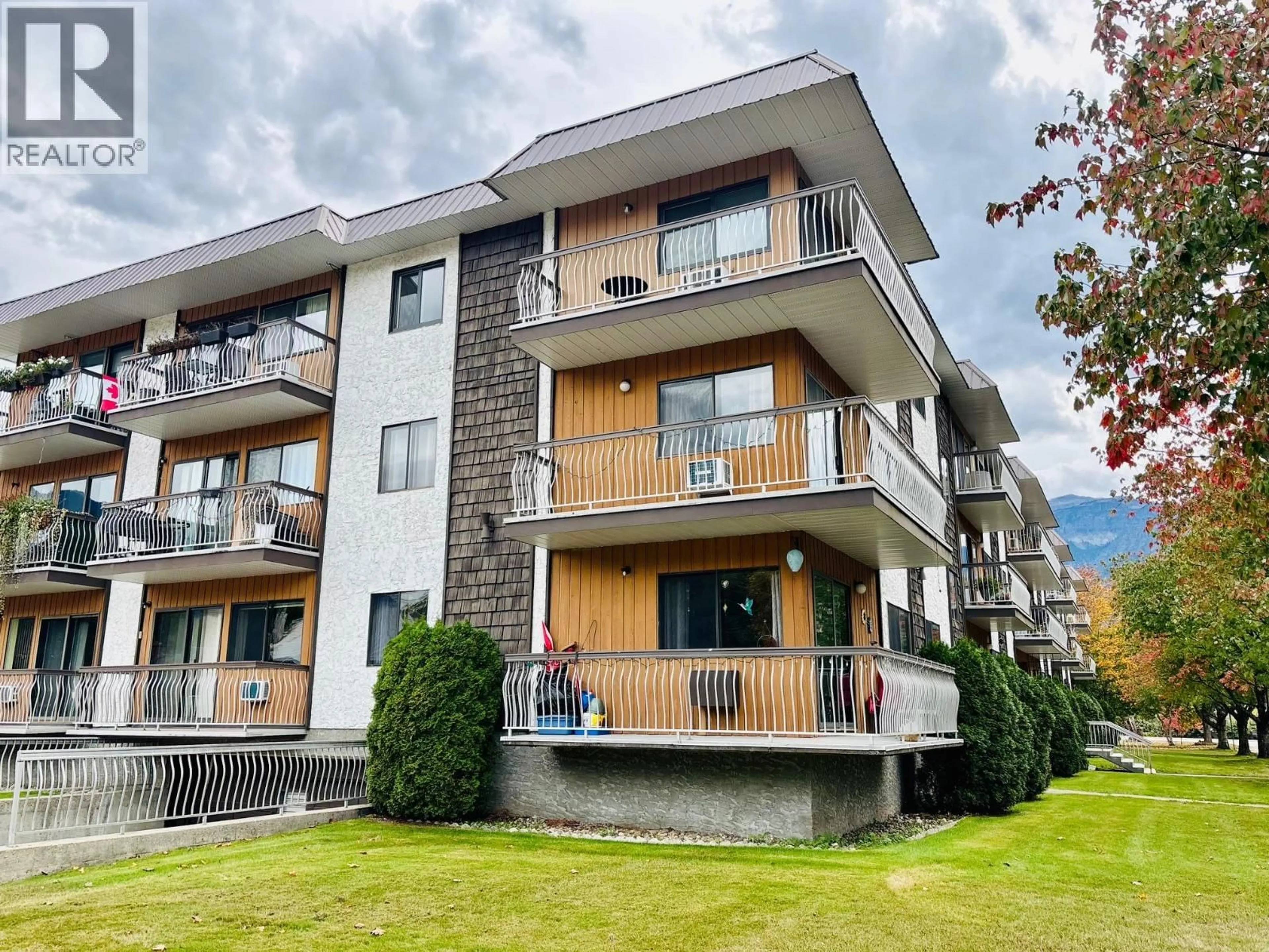 Unknown for 102 - 800 MACKENZIE AVENUE, Revelstoke British Columbia V0E2S0