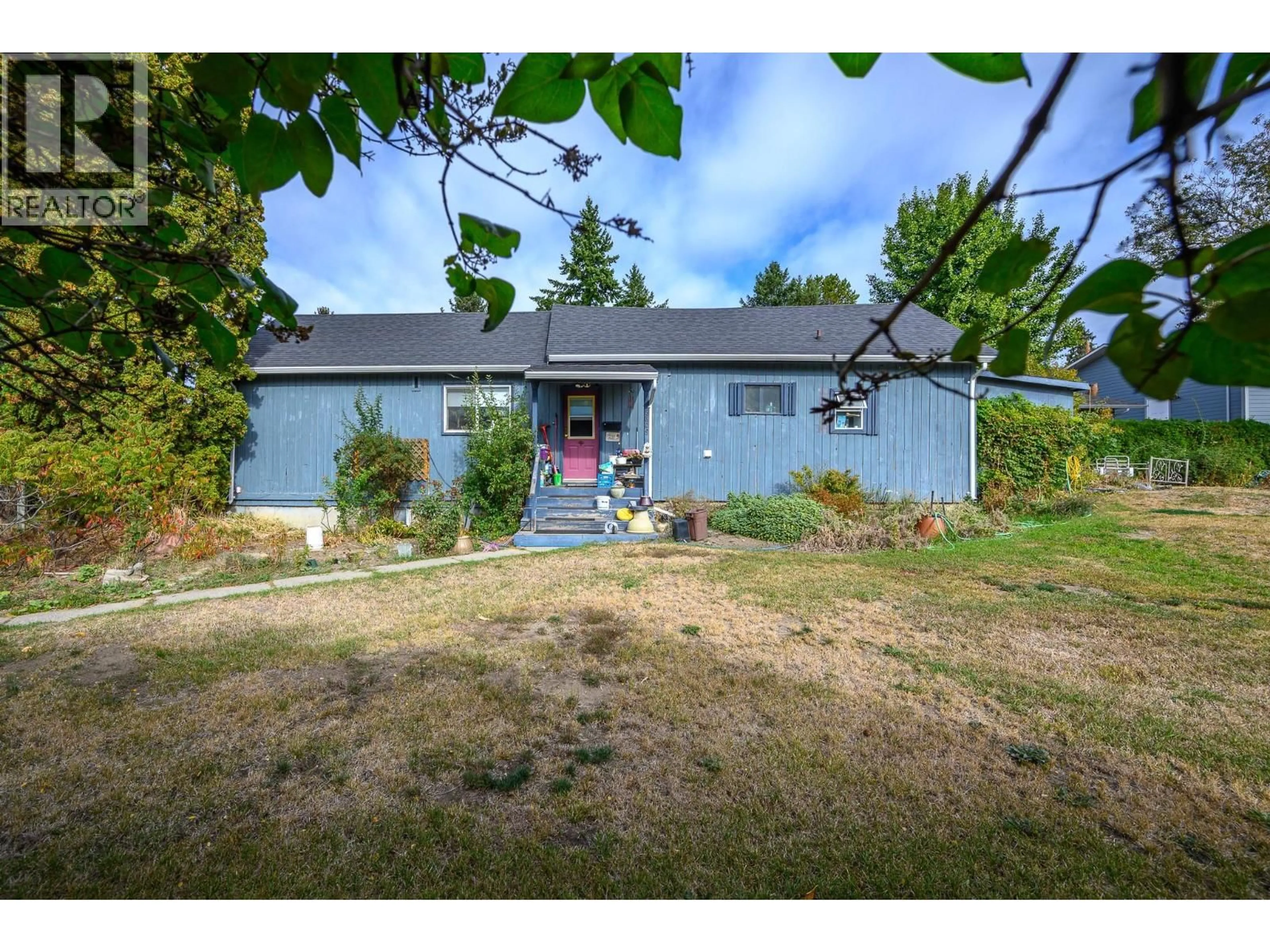 A pic from outside/outdoor area/front of a property/back of a property/a pic from drone, street for 8609 ABERDEEN ROAD, Coldstream British Columbia V1B2L8