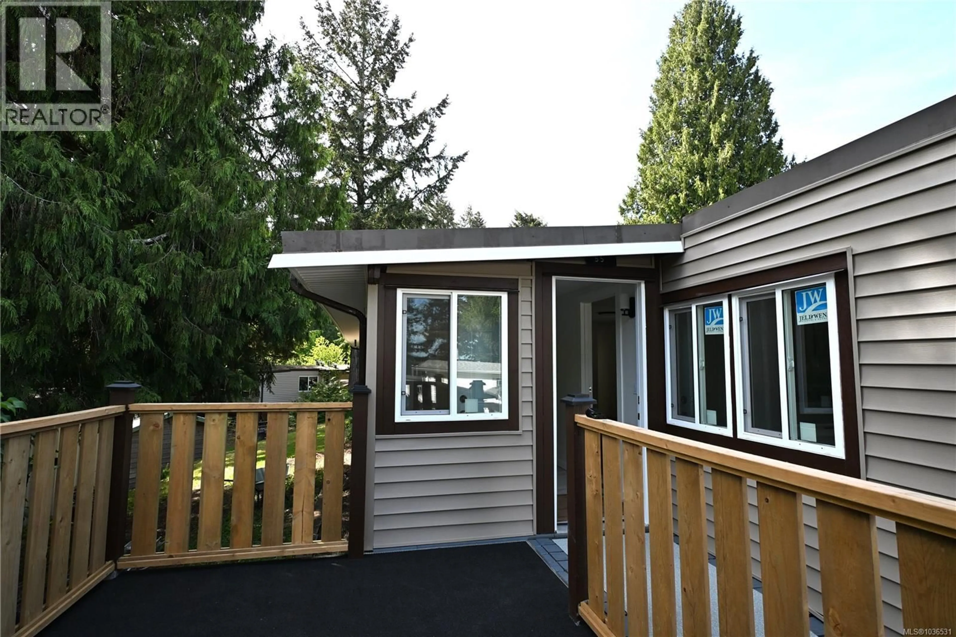 Home with vinyl exterior material, street for 55 - 1000 CHASE RIVER ROAD, Nanaimo British Columbia V9R6L9