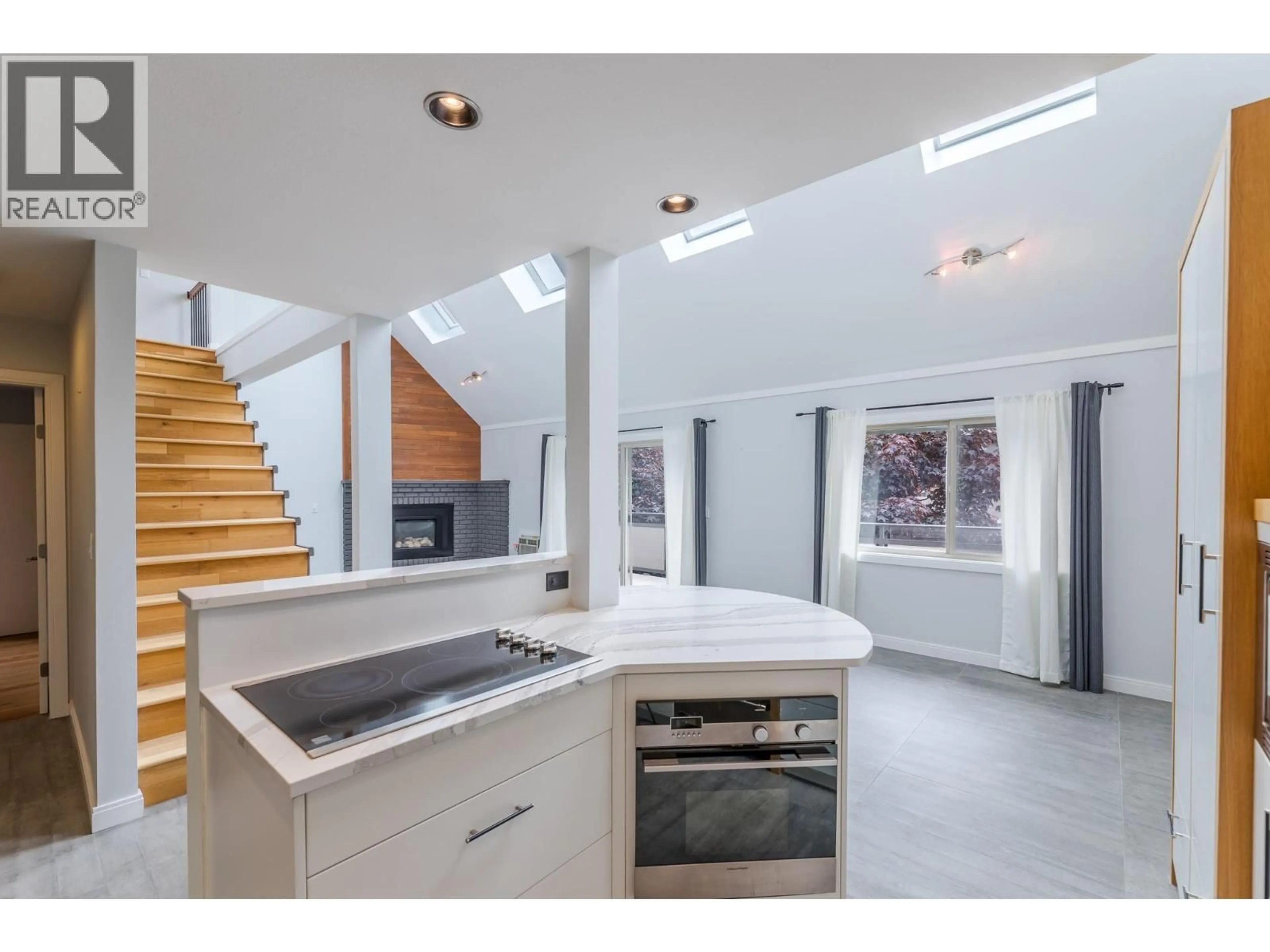 Open concept kitchen, unknown for 201 - 335 CHURCHILL AVENUE, Penticton British Columbia V2A1C9