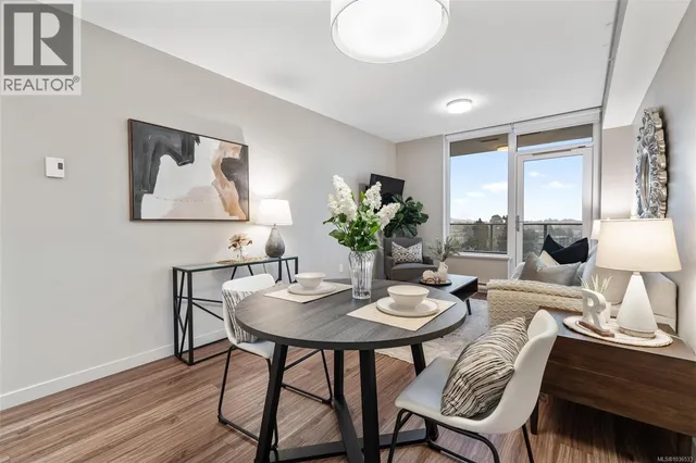 1104 - 777 BELLEVILLE STREET, Victoria 5