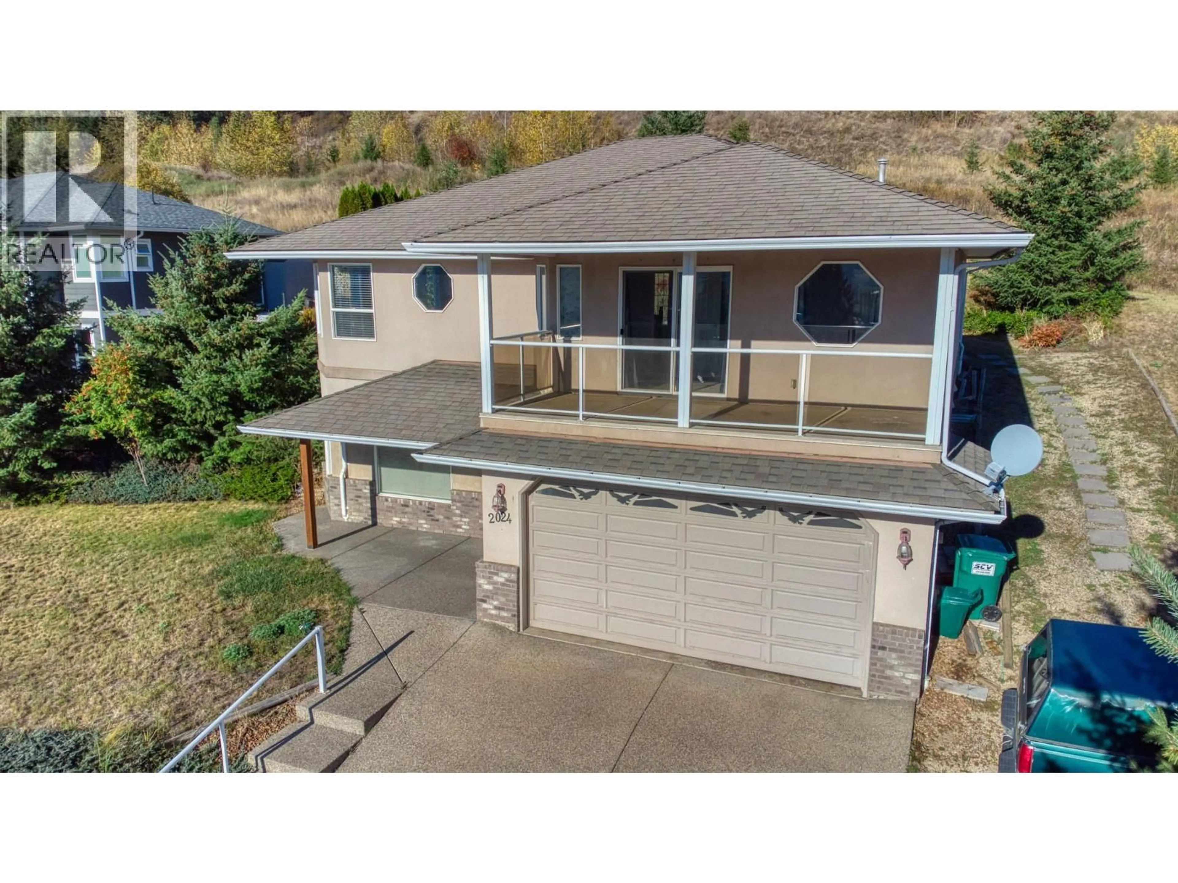 A pic from outside/outdoor area/front of a property/back of a property/a pic from drone, water/lake/river/ocean view for 2024 MOUNTAIN VIEW AVENUE, Lumby British Columbia V0E2G0